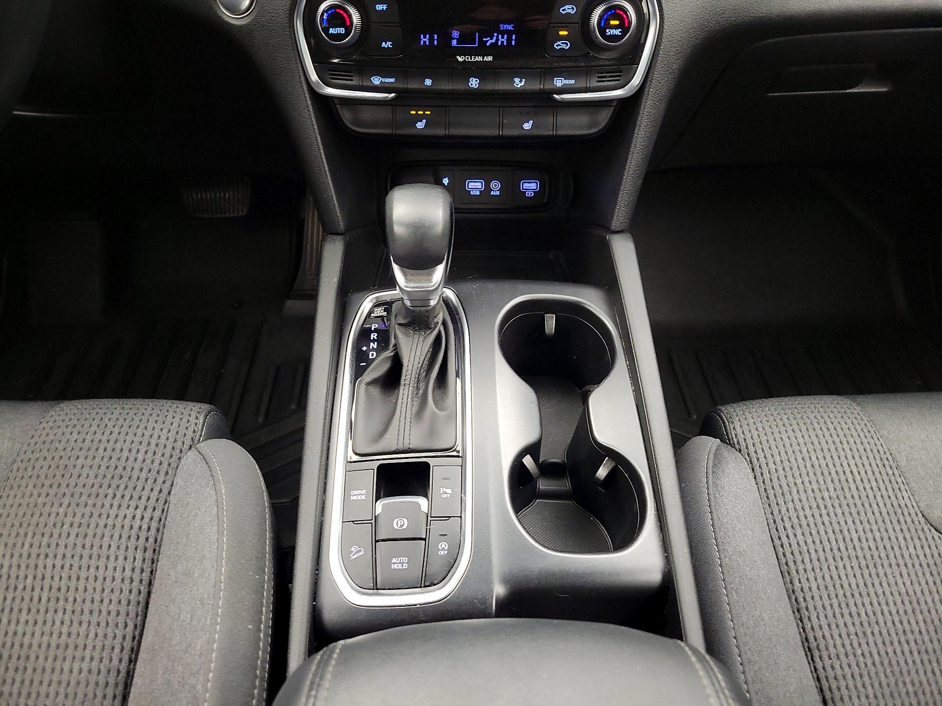 Thumbnail: 2020 Hyundai Santa Fe - 17