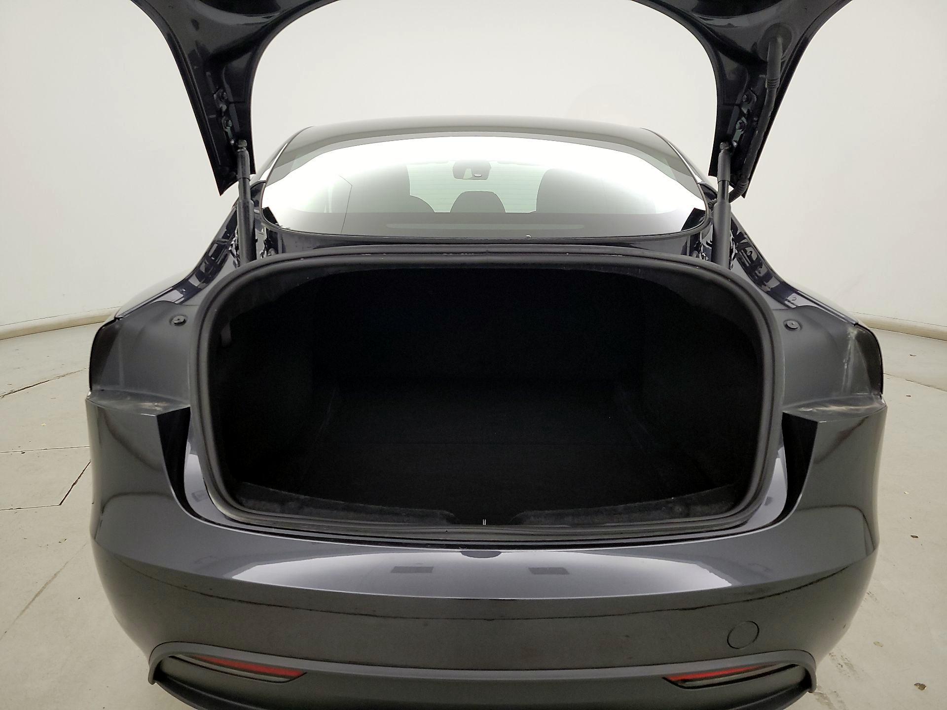 Thumbnail: 2024 Tesla Model 3 - 19