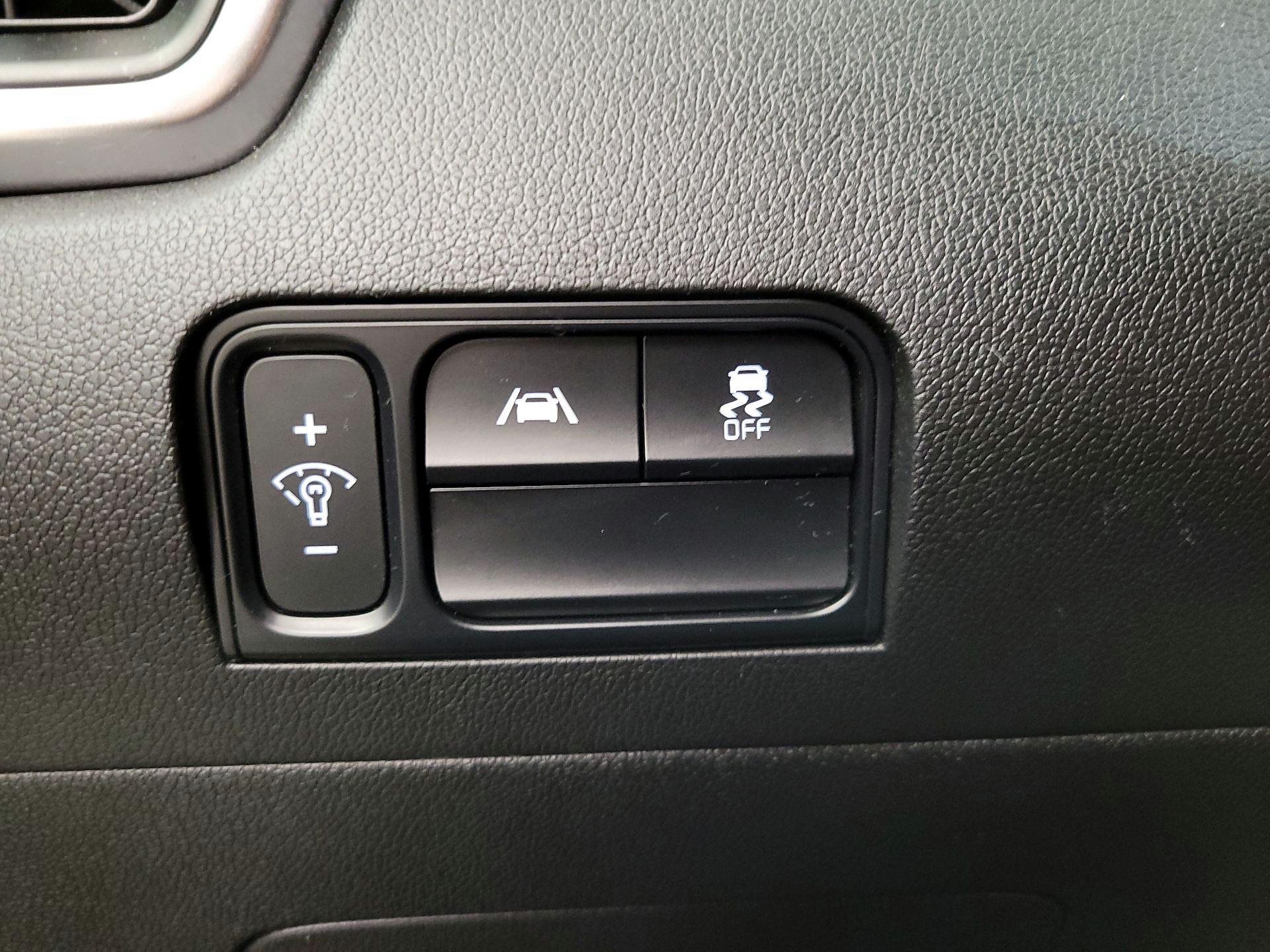 Thumbnail: 2021 Kia Sorento - 13