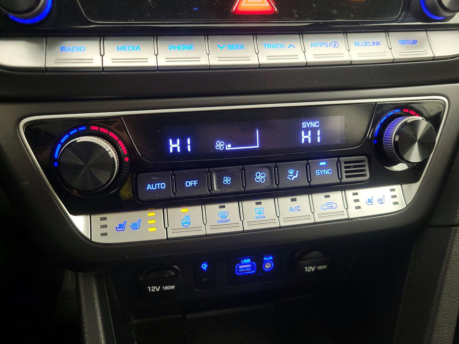 Thumbnail: 2018 Hyundai Sonata - 16