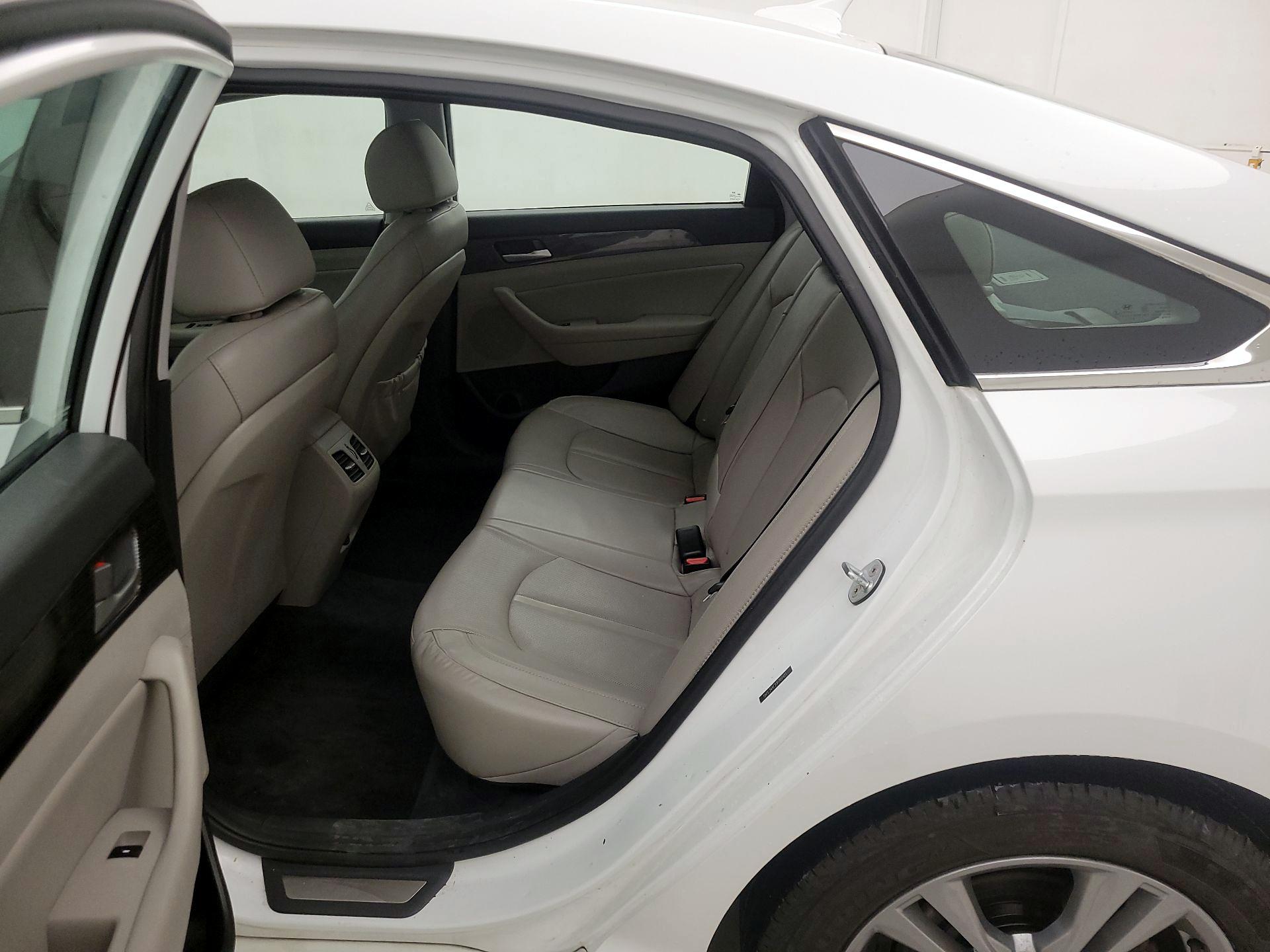 Thumbnail: 2018 Hyundai Sonata - 20