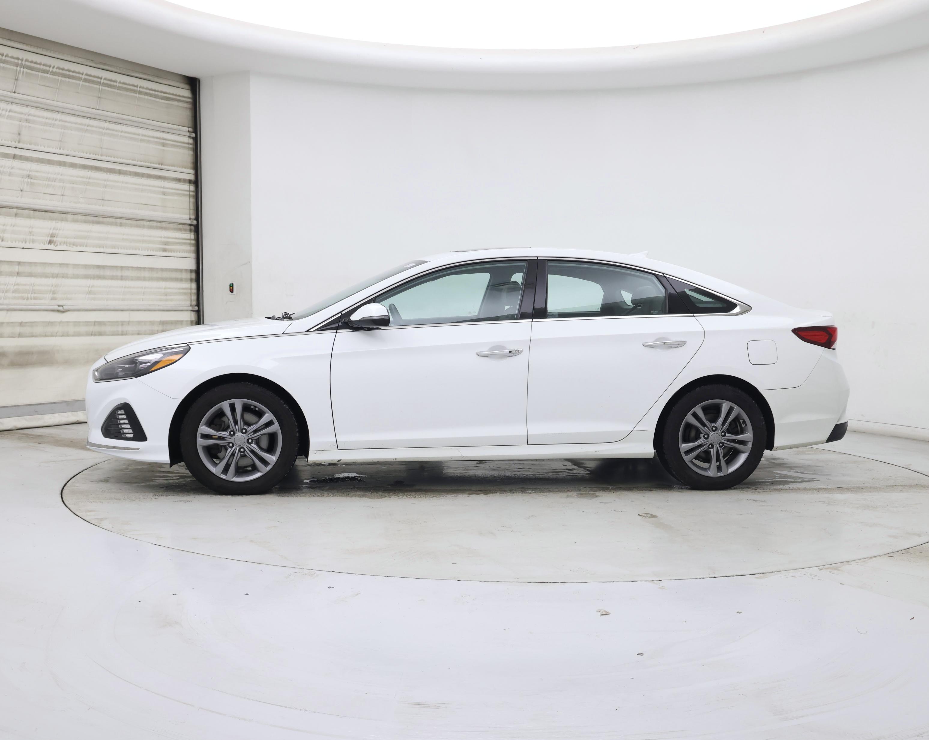 Thumbnail: 2018 Hyundai Sonata - 3