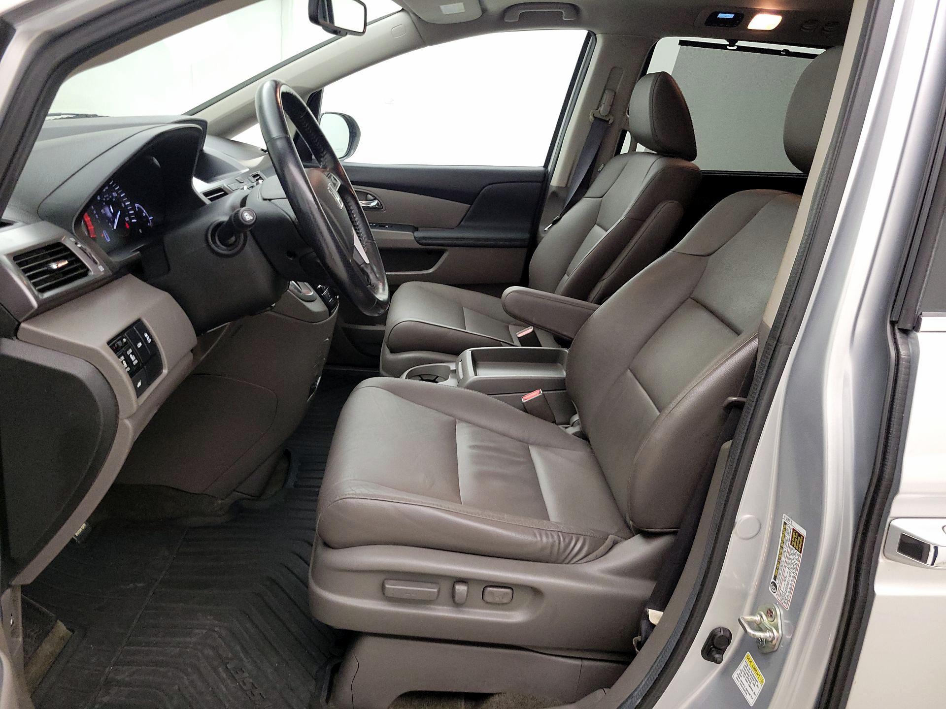 Thumbnail: 2014 Honda Odyssey - 11