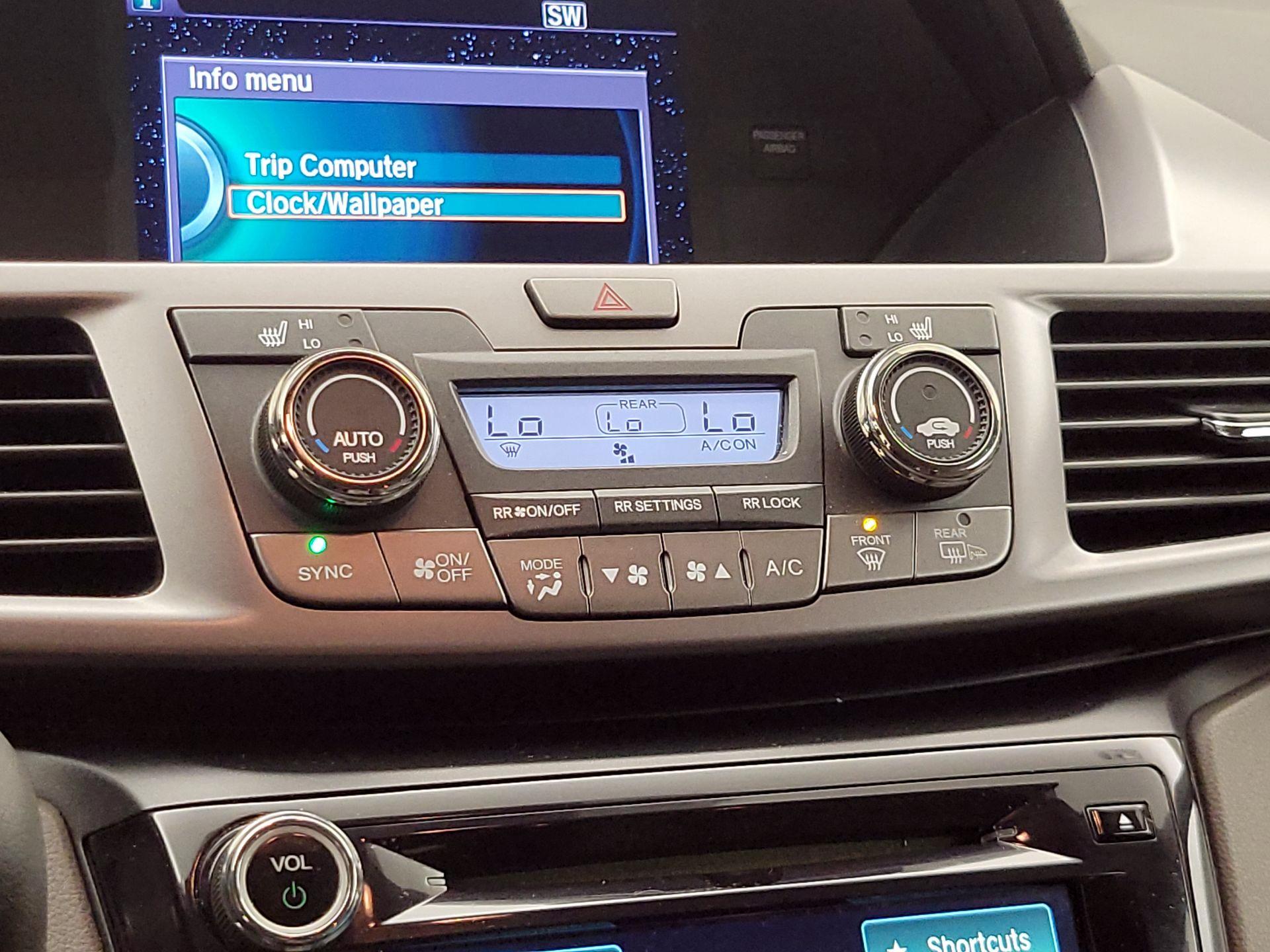 Thumbnail: 2014 Honda Odyssey - 16