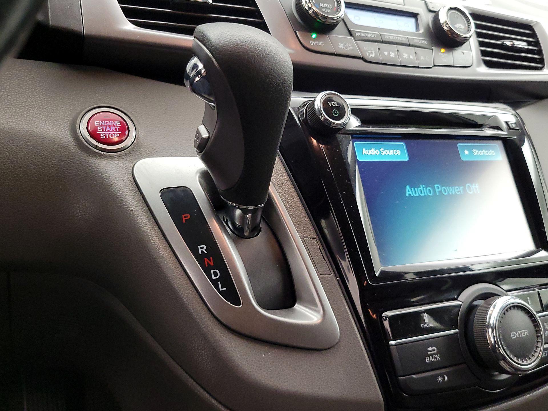 Thumbnail: 2014 Honda Odyssey - 17