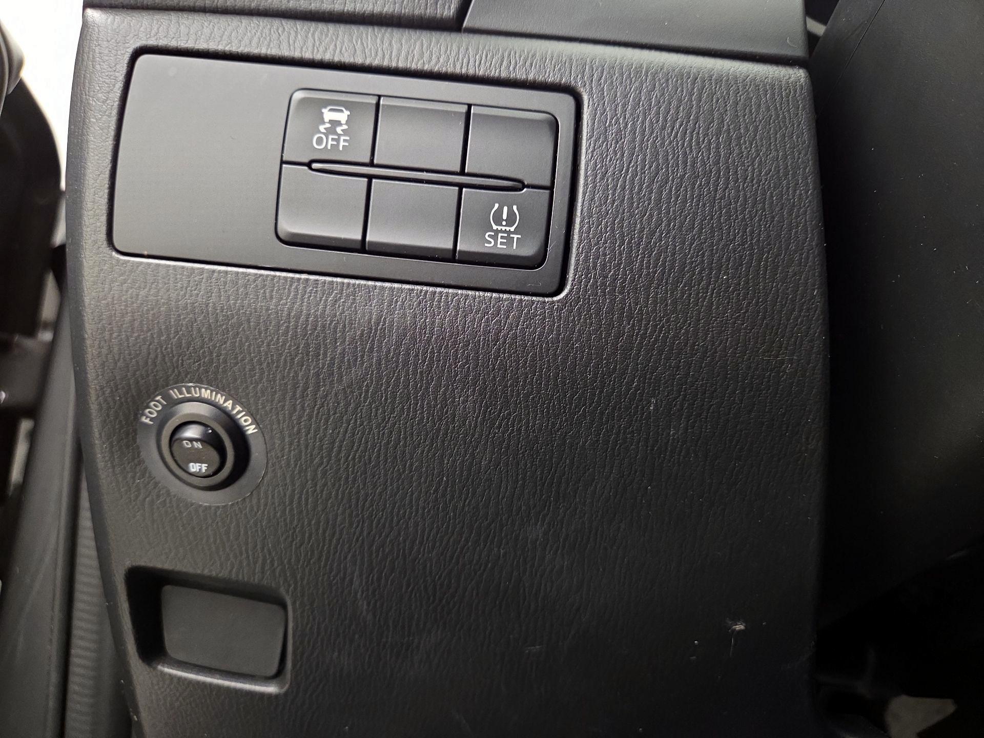 Thumbnail: 2017 Mazda Mazda3 - 13