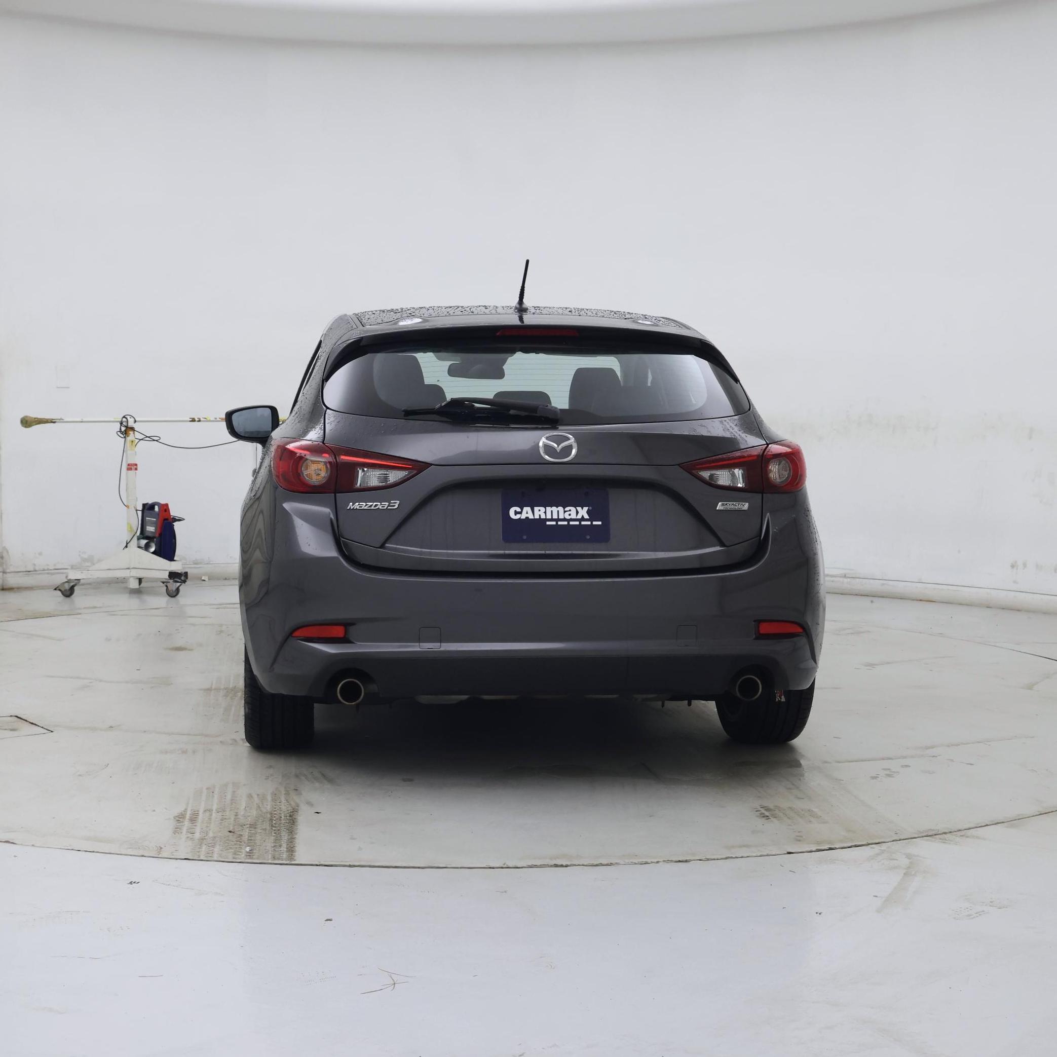 Thumbnail: 2017 Mazda Mazda3 - 6