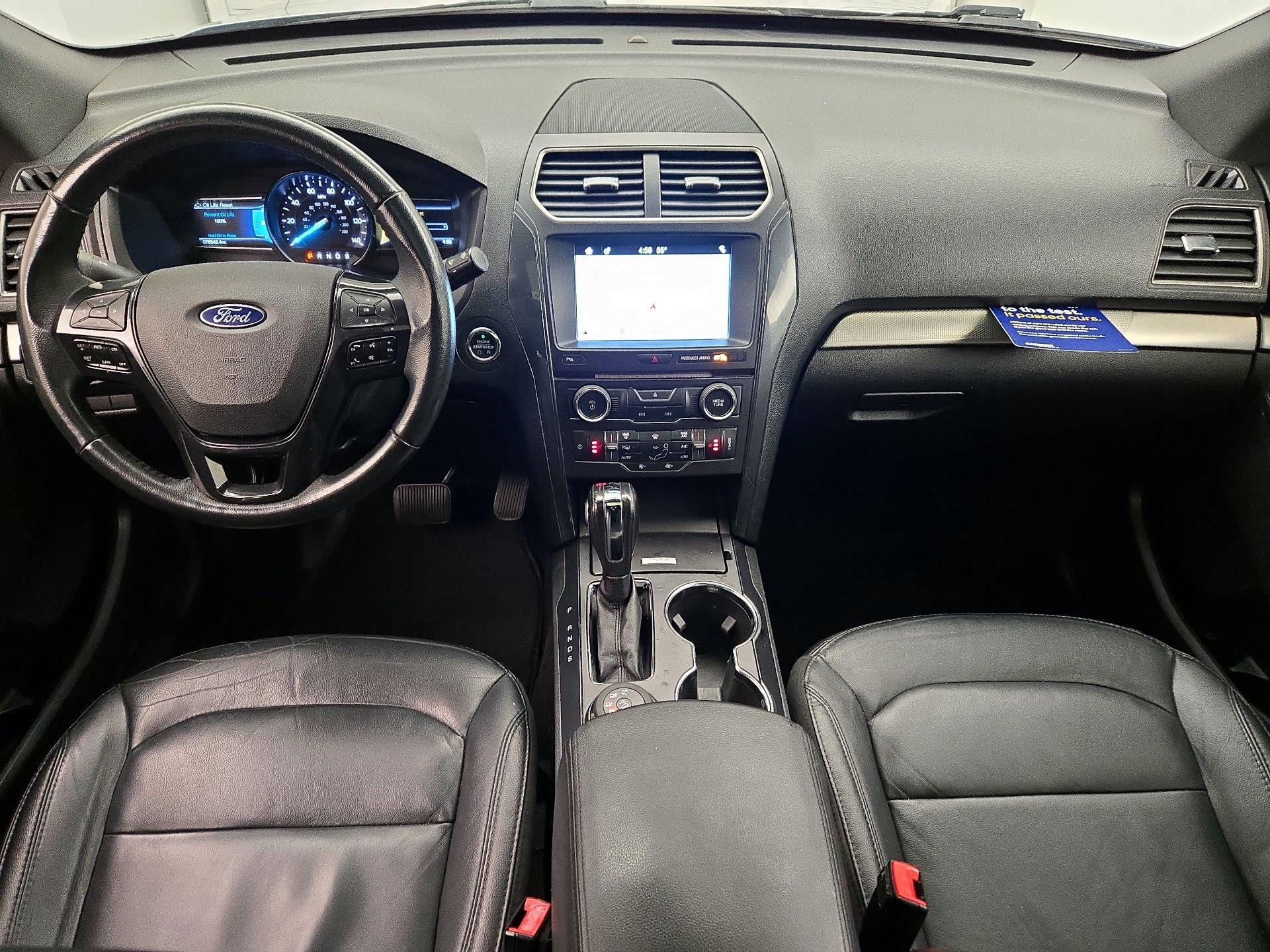 Thumbnail: 2018 Ford Explorer - 9