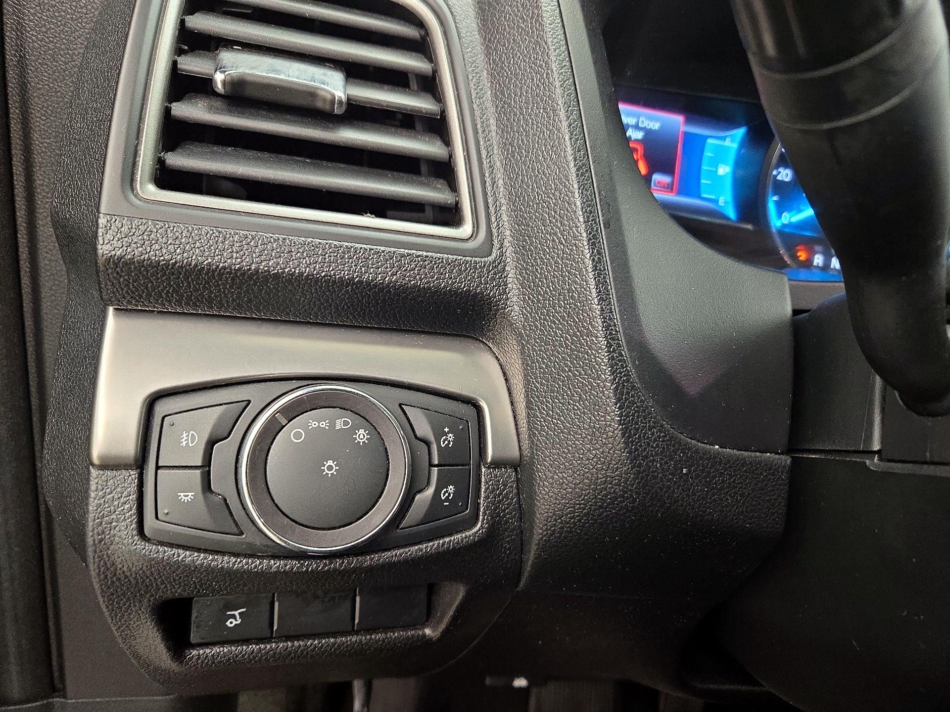 Thumbnail: 2018 Ford Explorer - 13