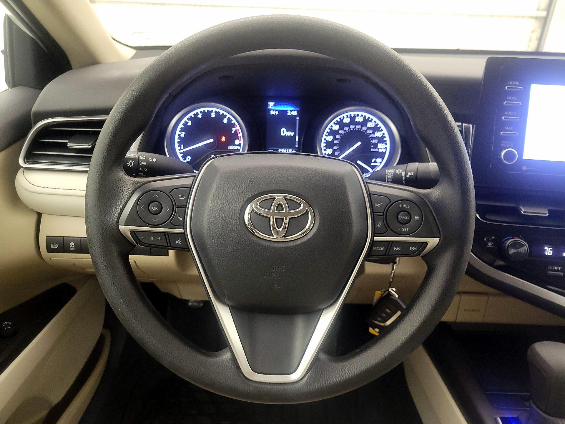 Thumbnail: 2022 Toyota Camry - 10