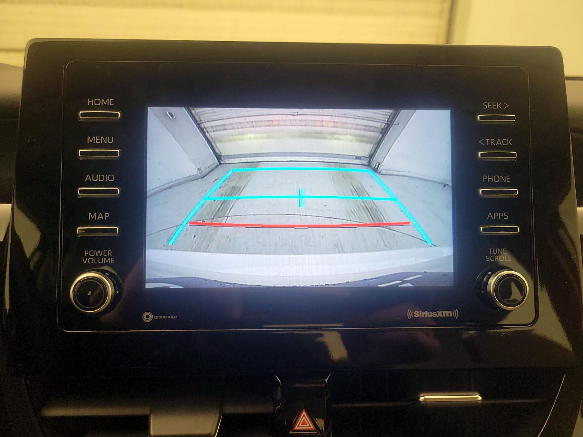 Thumbnail: 2022 Toyota Camry - 14