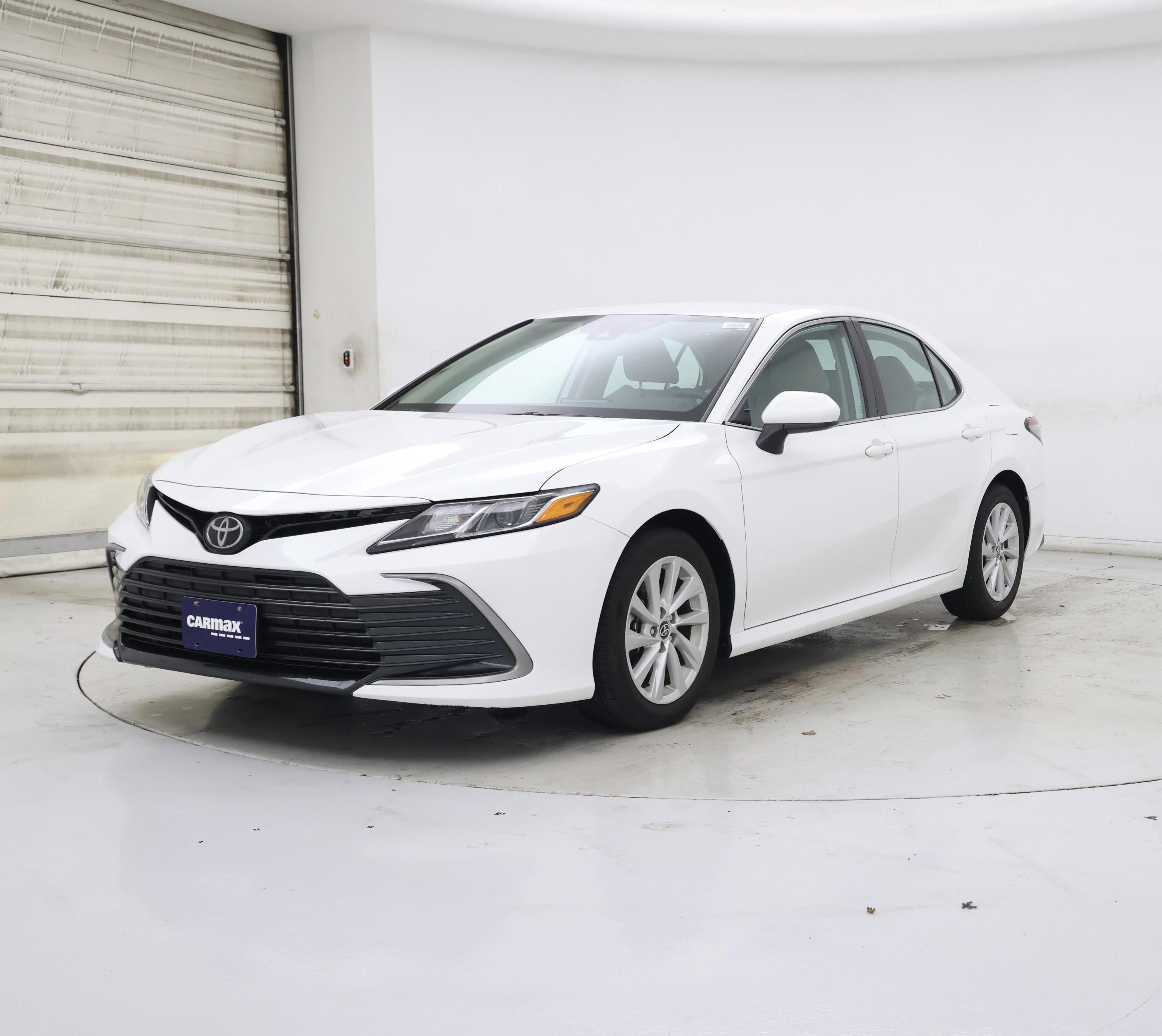 Thumbnail: 2022 Toyota Camry - 4