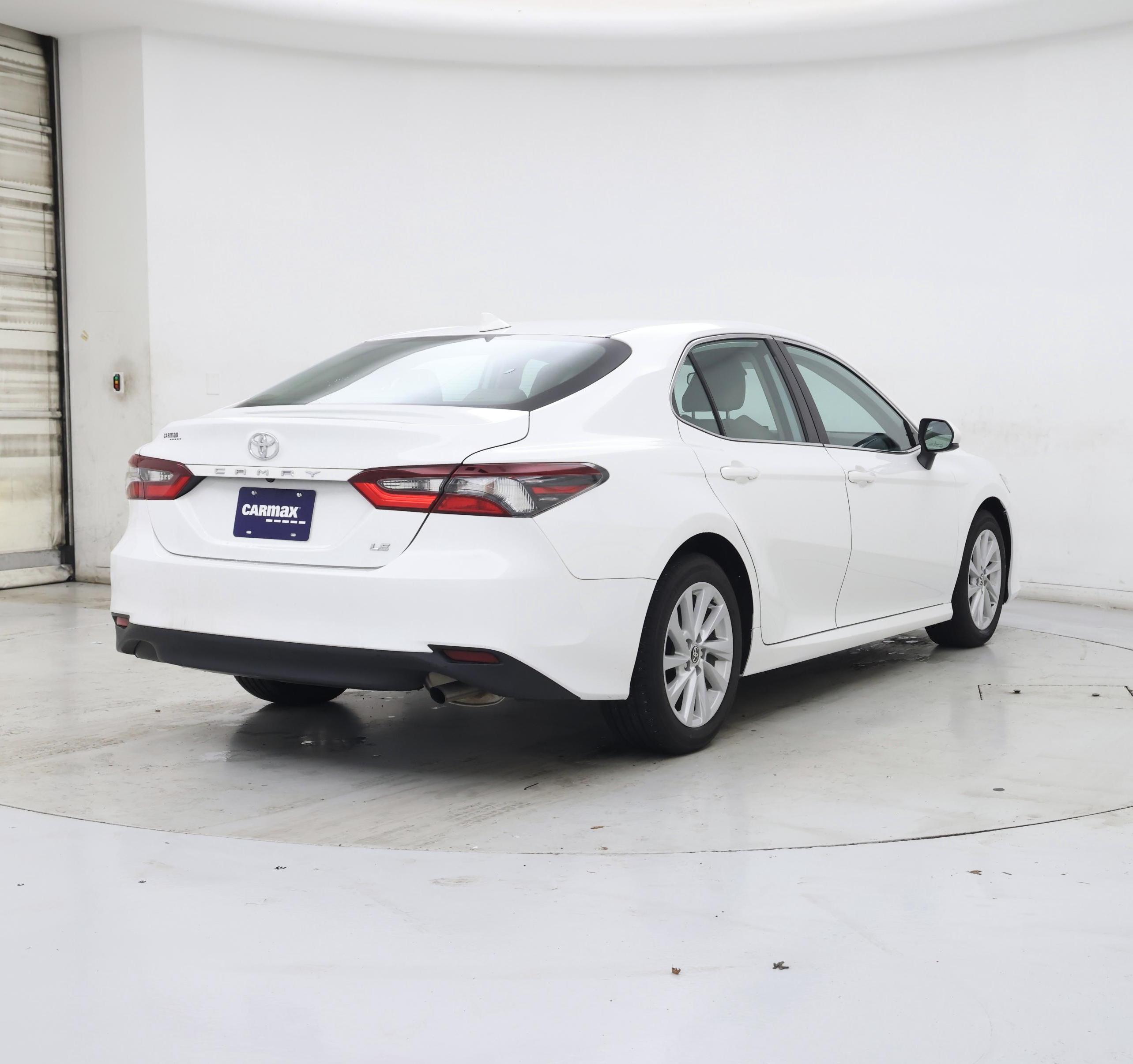 Thumbnail: 2022 Toyota Camry - 8