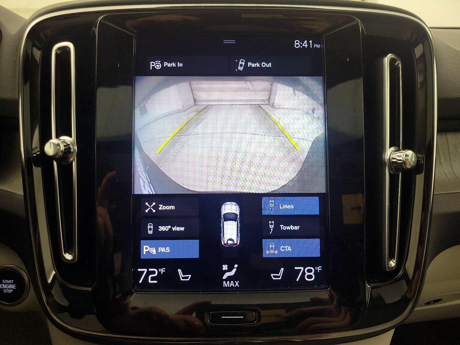 Thumbnail: 2021 Volvo XC40 - 15