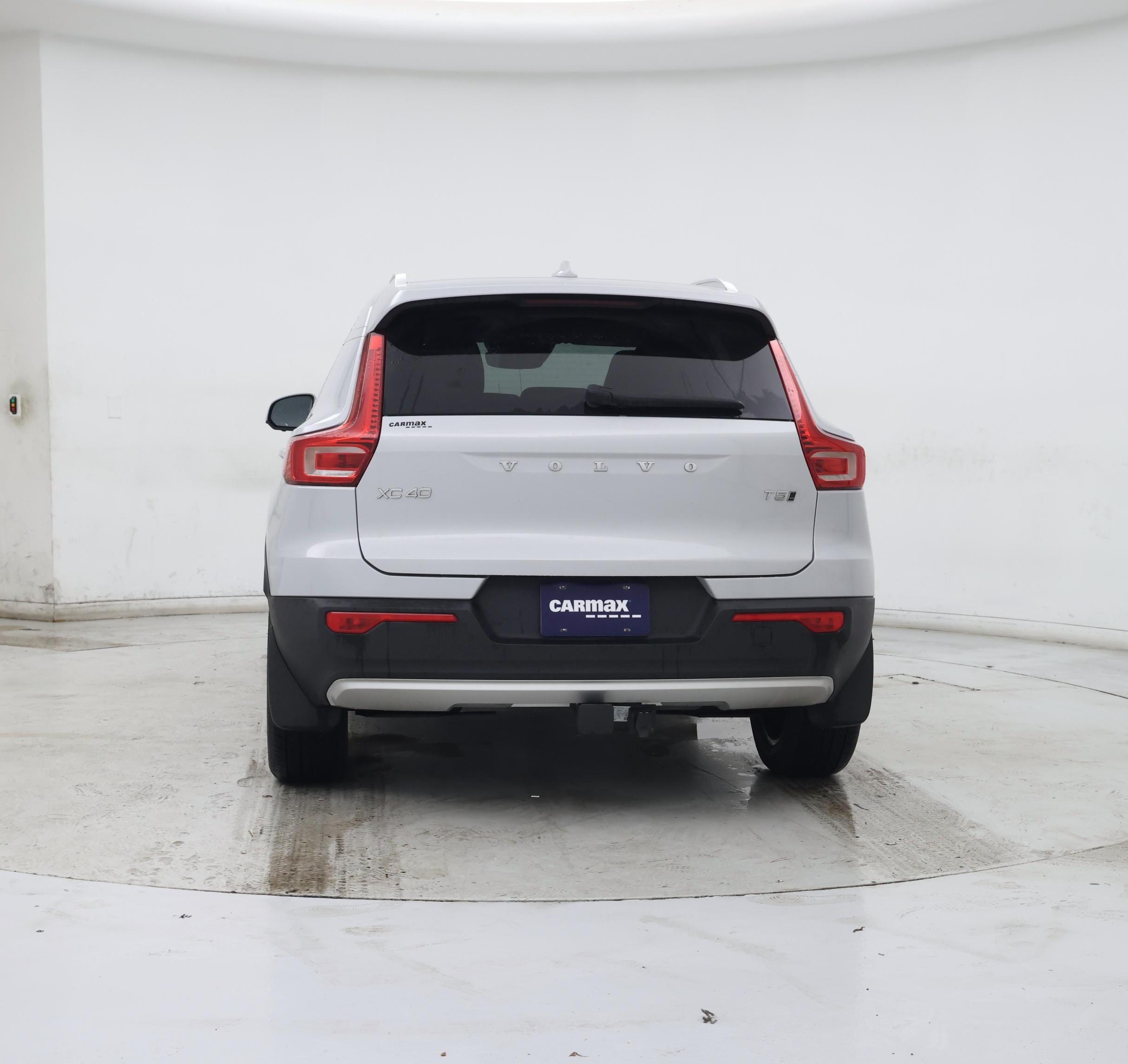 Thumbnail: 2021 Volvo XC40 - 6