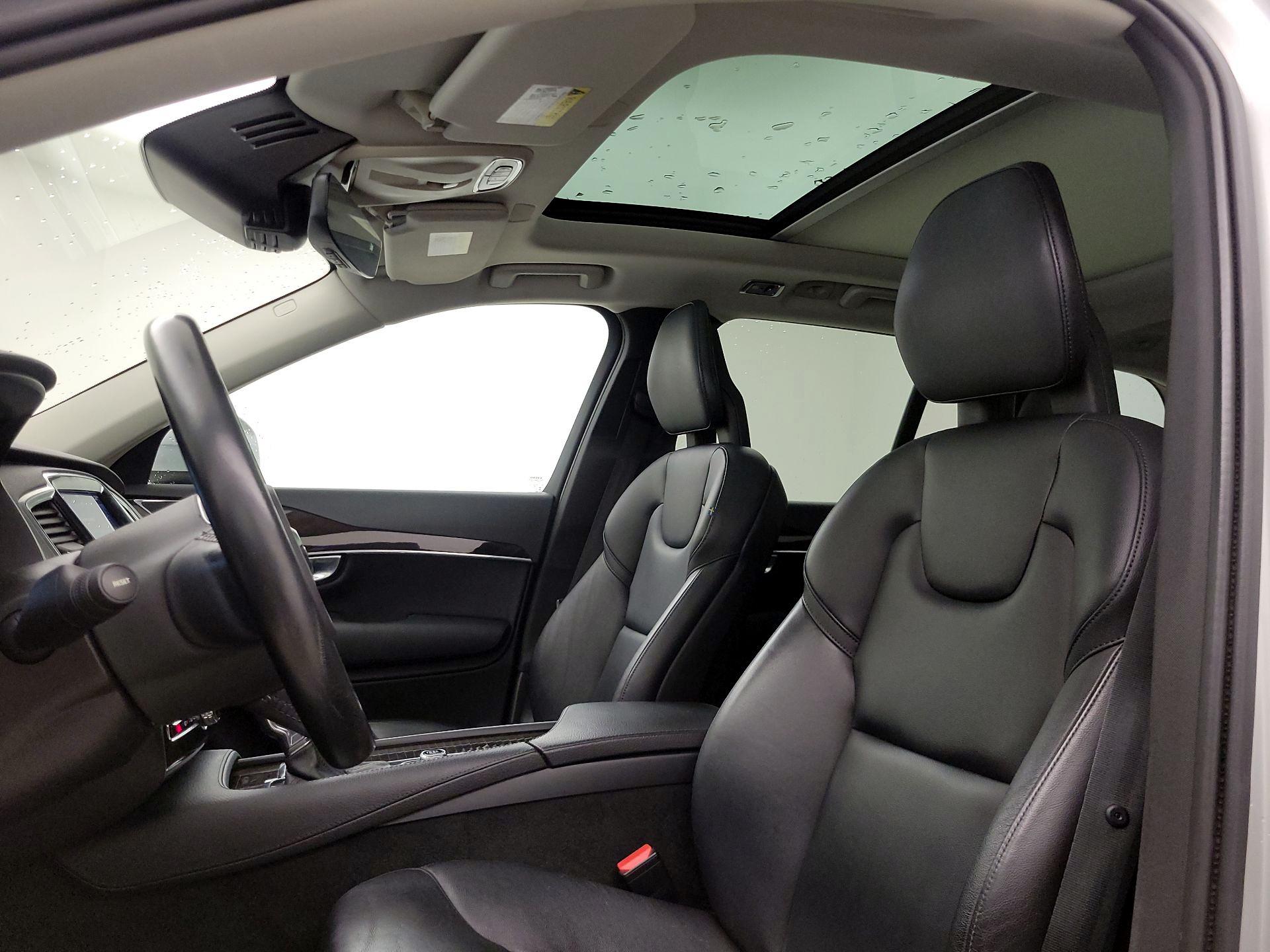 Thumbnail: 2018 Volvo XC90 - 20