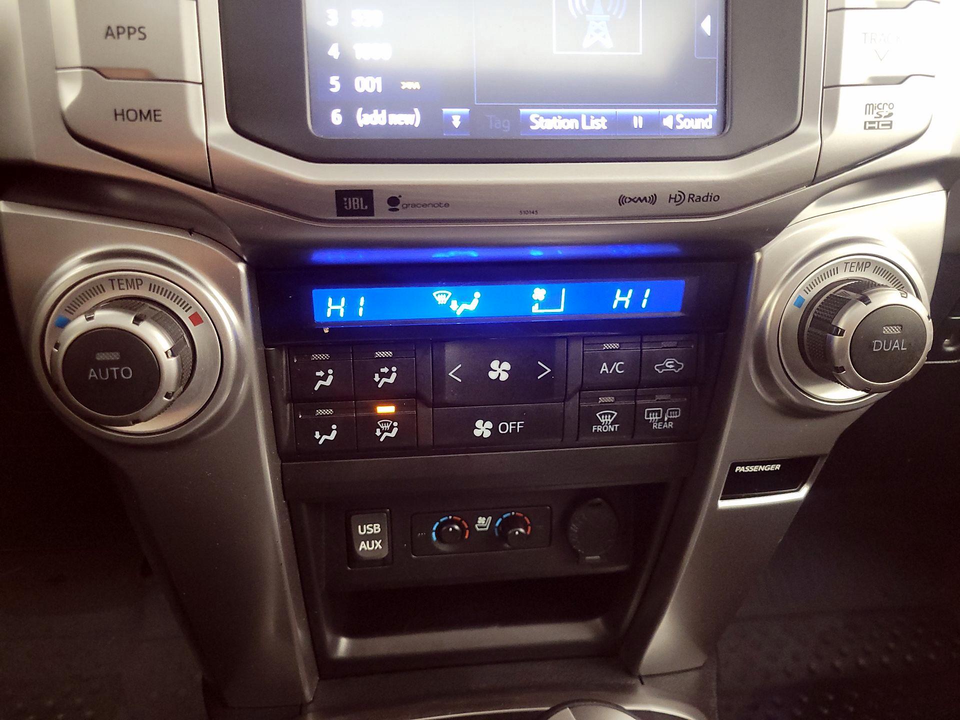 Thumbnail: 2017 Toyota 4Runner - 16