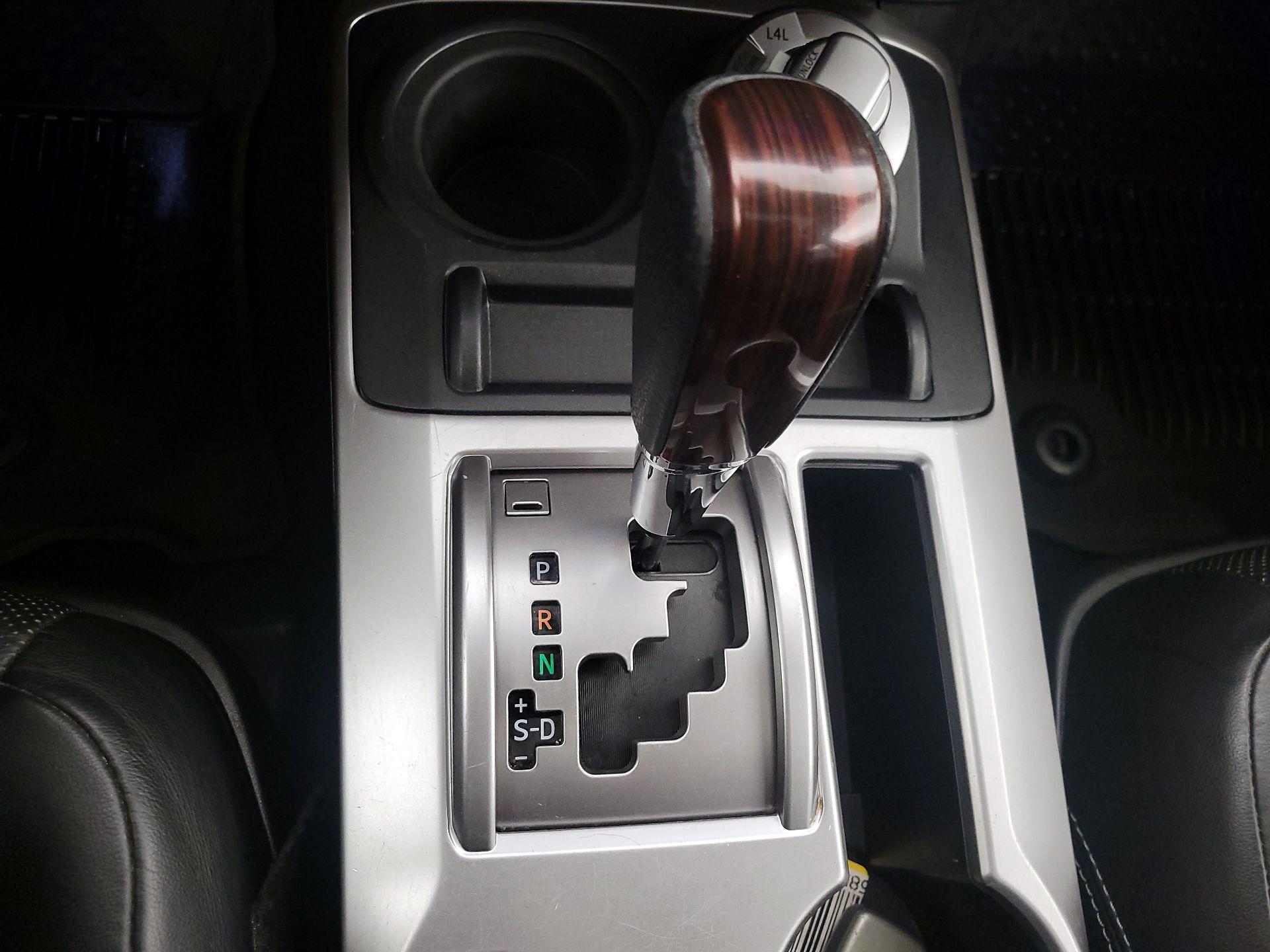 Thumbnail: 2017 Toyota 4Runner - 17