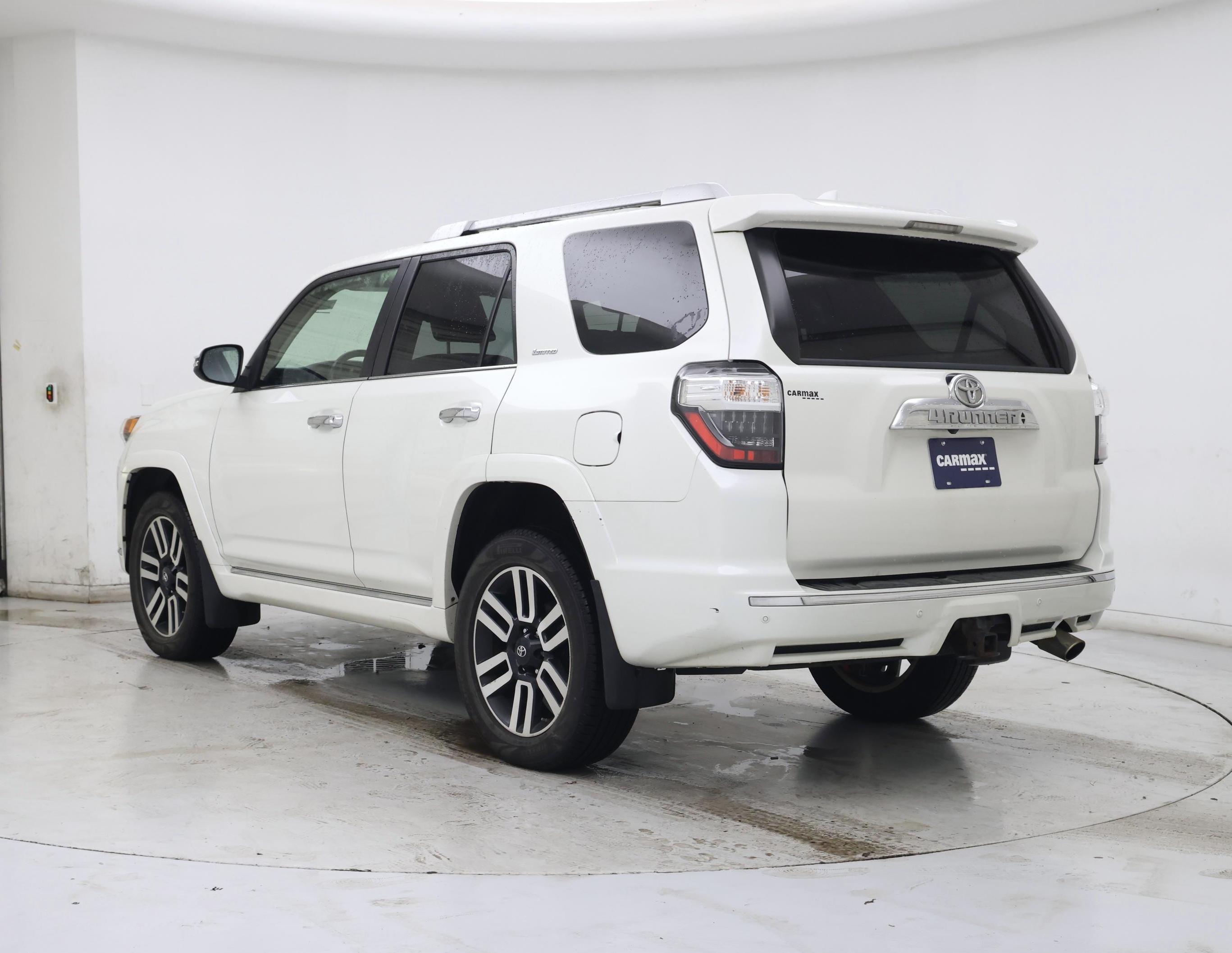 Thumbnail: 2017 Toyota 4Runner - 2