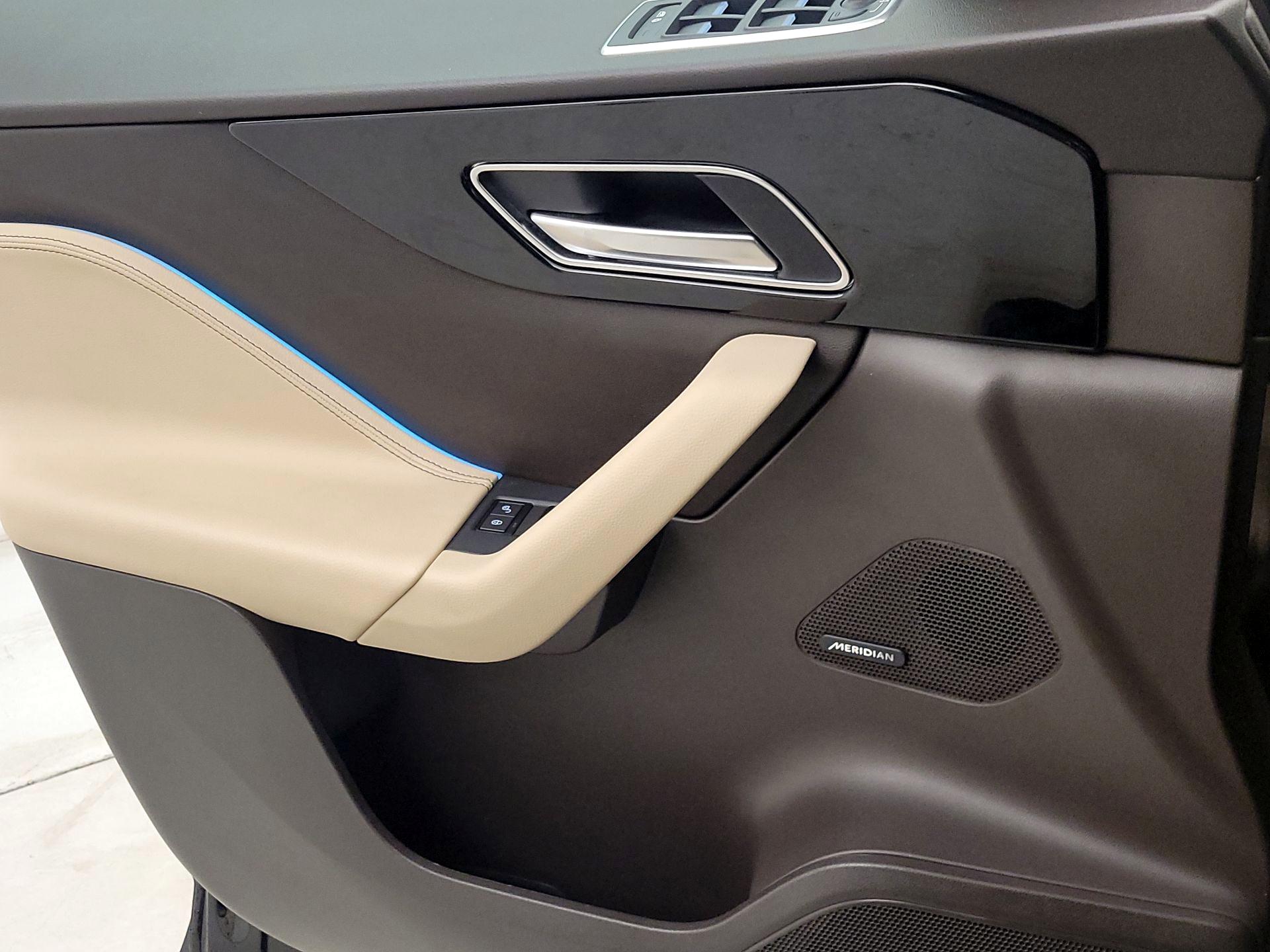 Thumbnail: 2020 Jaguar F-Pace - 12