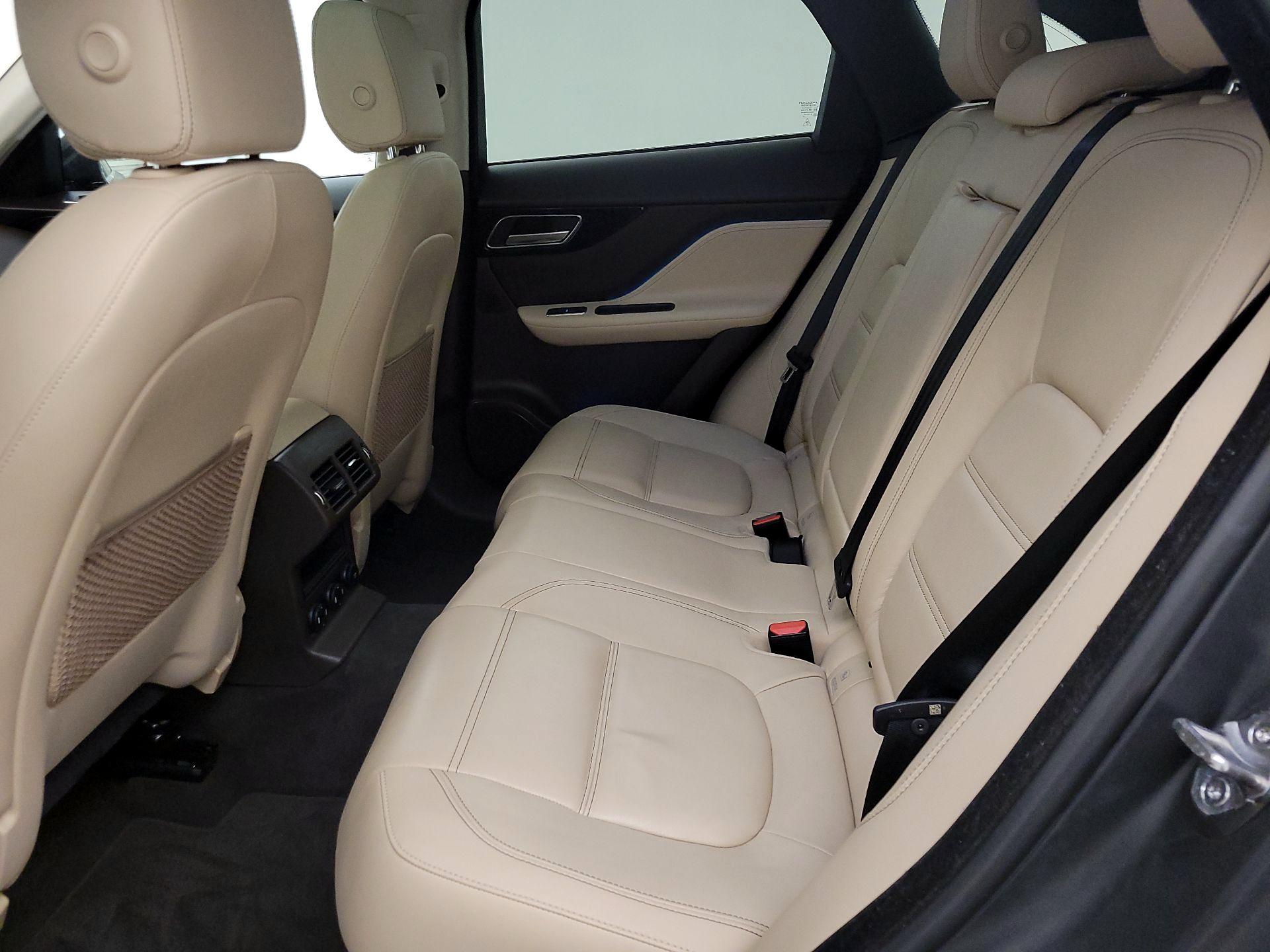 Thumbnail: 2020 Jaguar F-Pace - 20