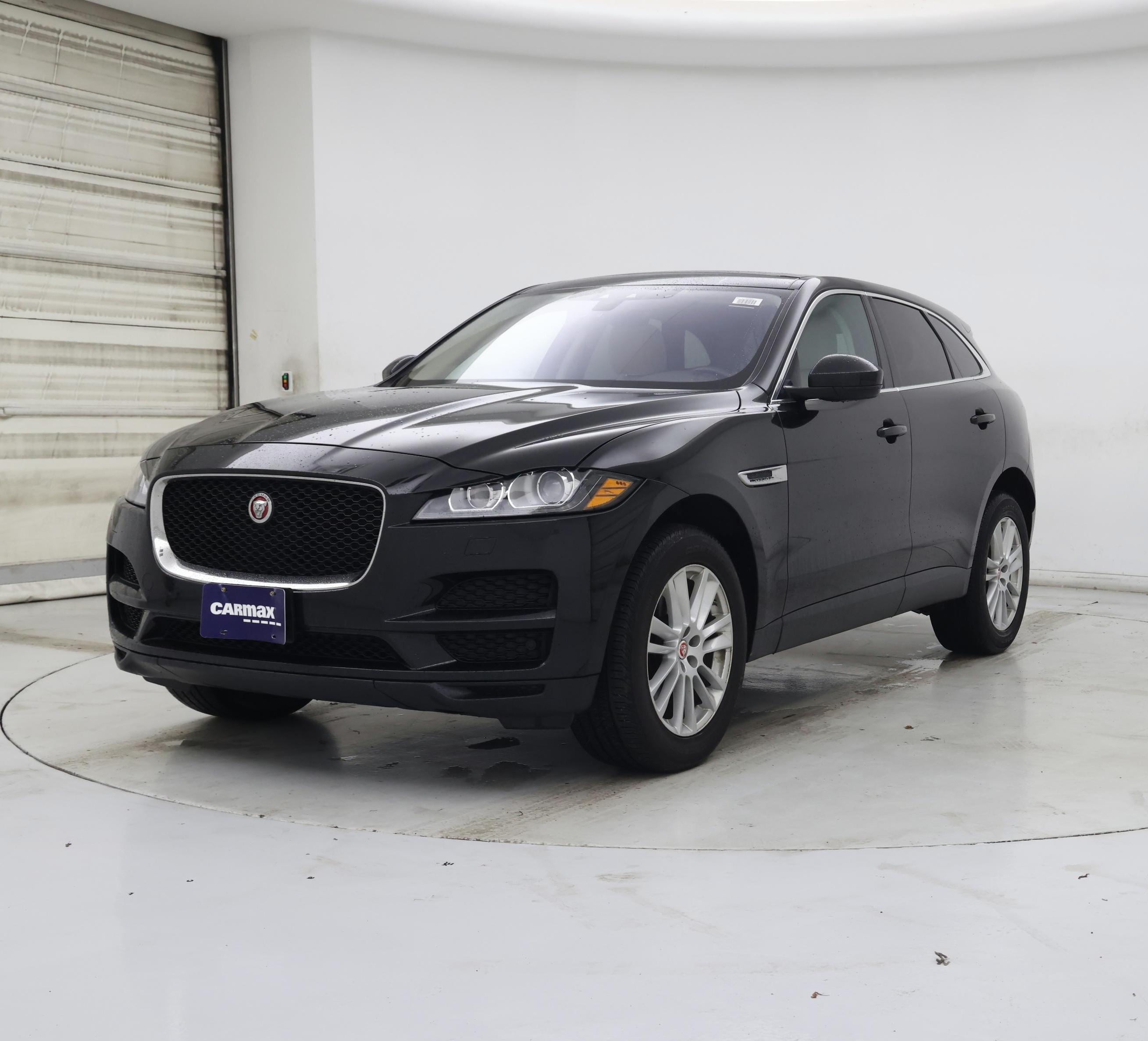 Thumbnail: 2020 Jaguar F-Pace - 4