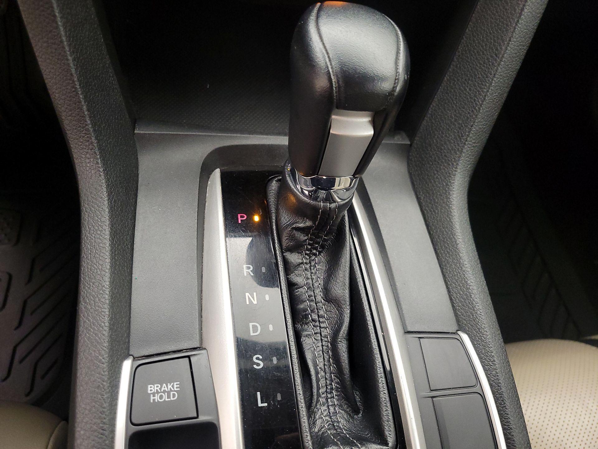 Thumbnail: 2016 Honda Civic - 17