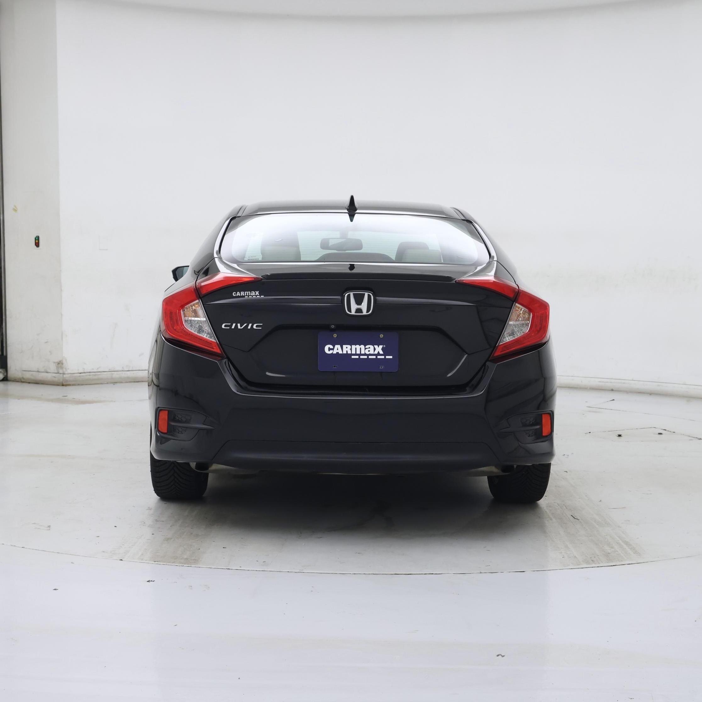 Thumbnail: 2016 Honda Civic - 6