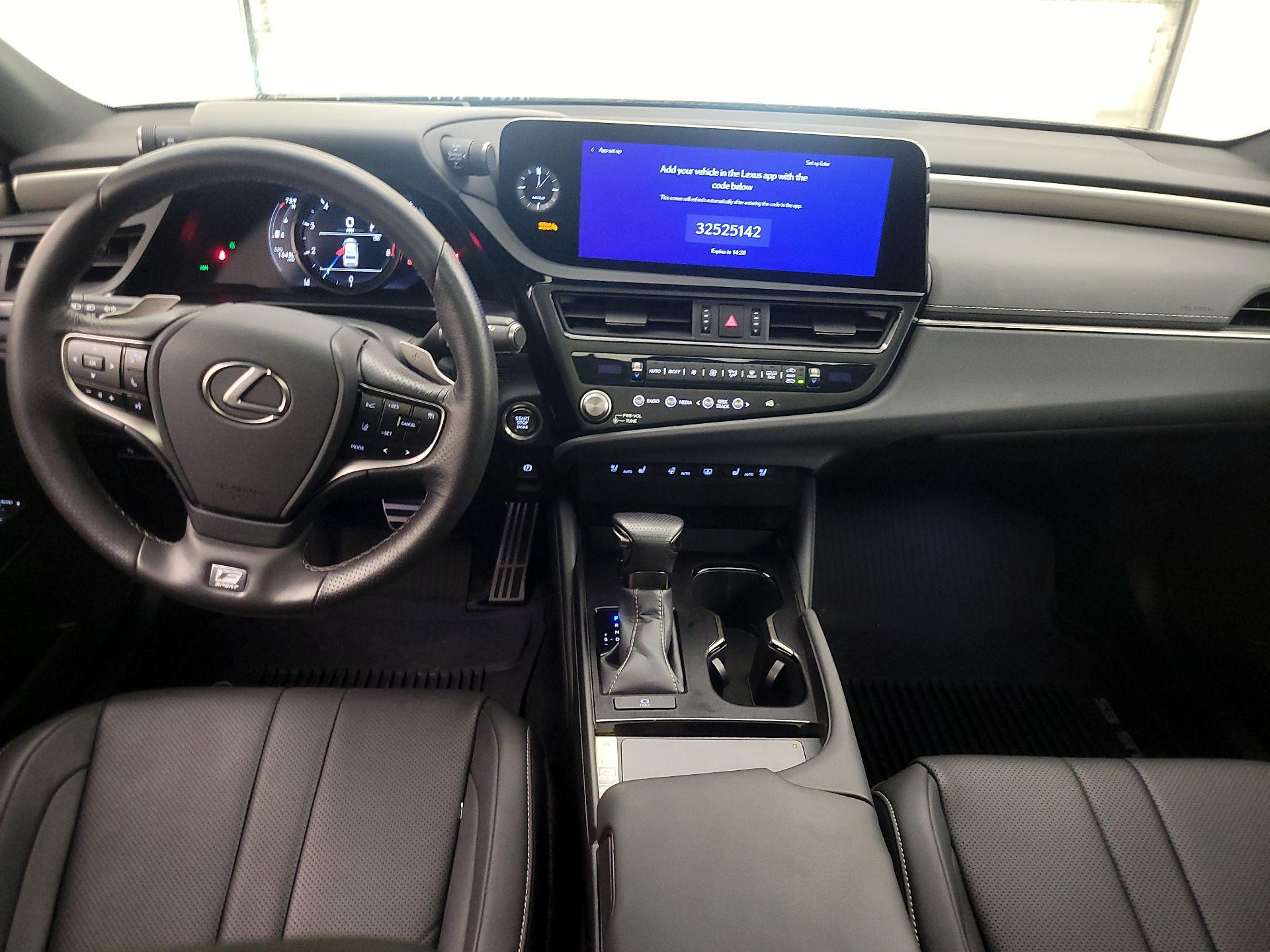 Thumbnail: 2024 Lexus ES - 9