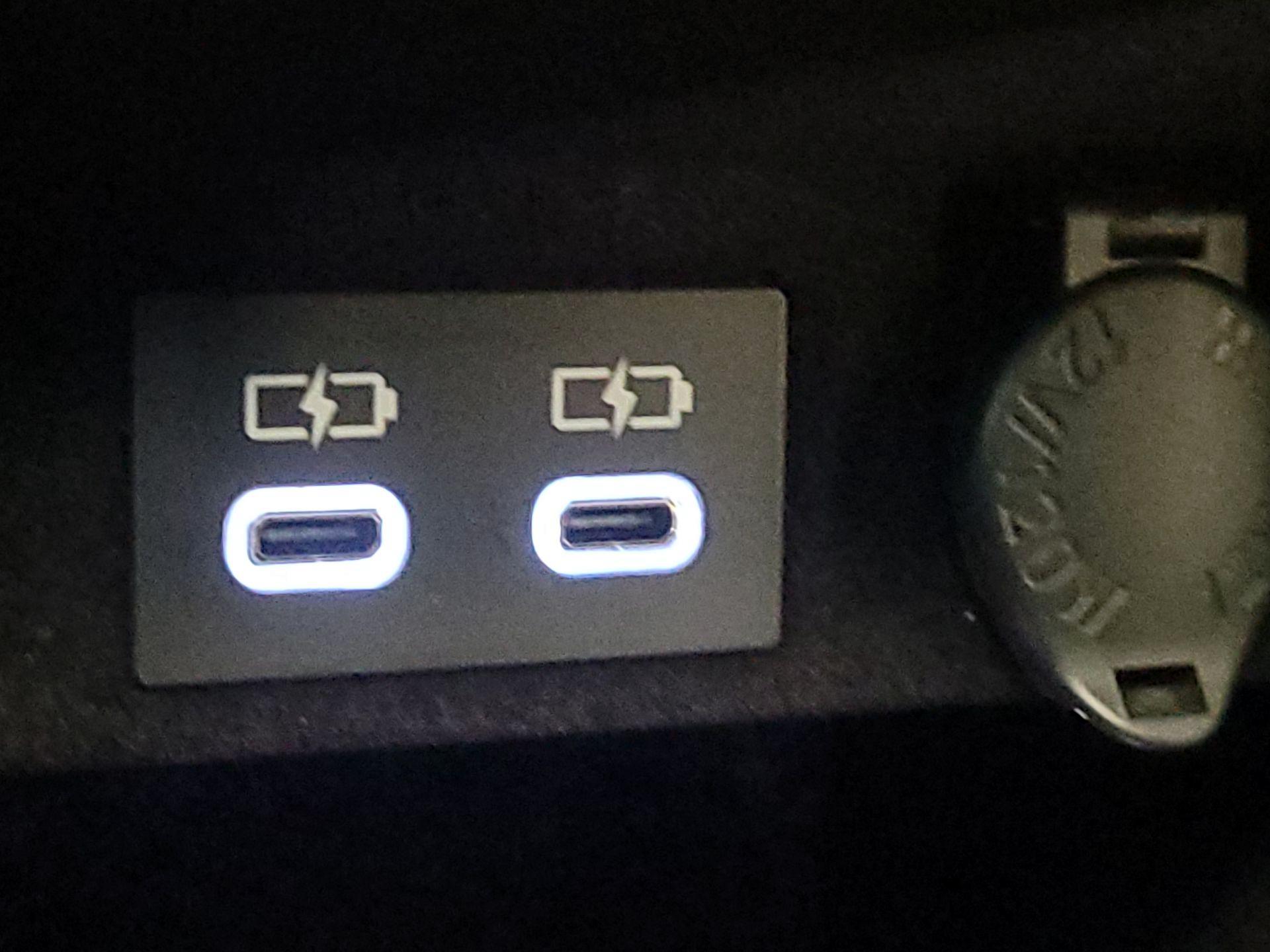 Thumbnail: 2024 Lexus ES - 18