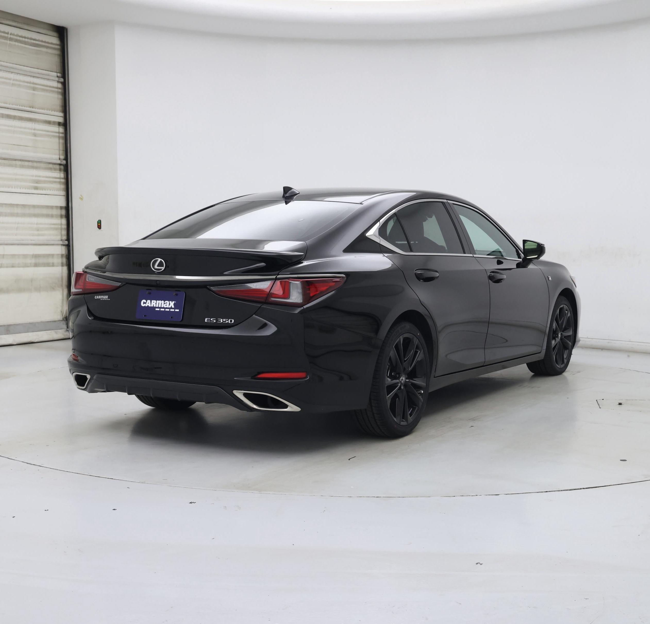 Thumbnail: 2024 Lexus ES - 8