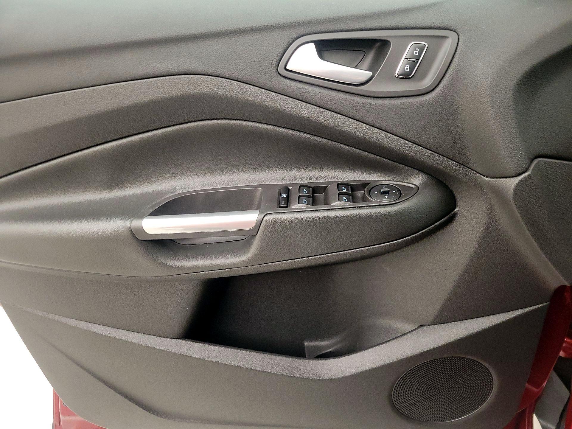 Thumbnail: 2014 Ford Escape - 12