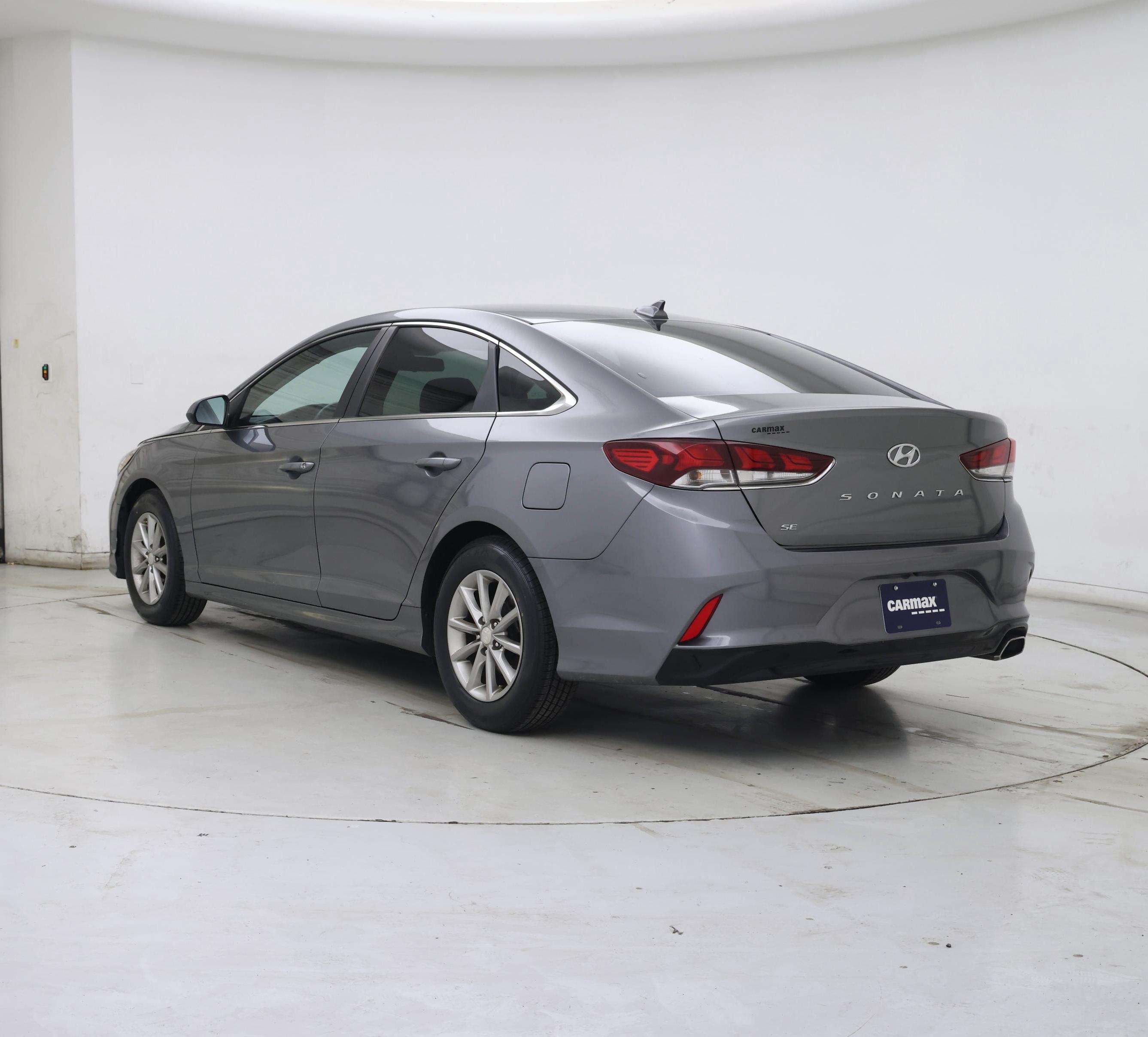 Thumbnail: 2018 Hyundai Sonata - 2