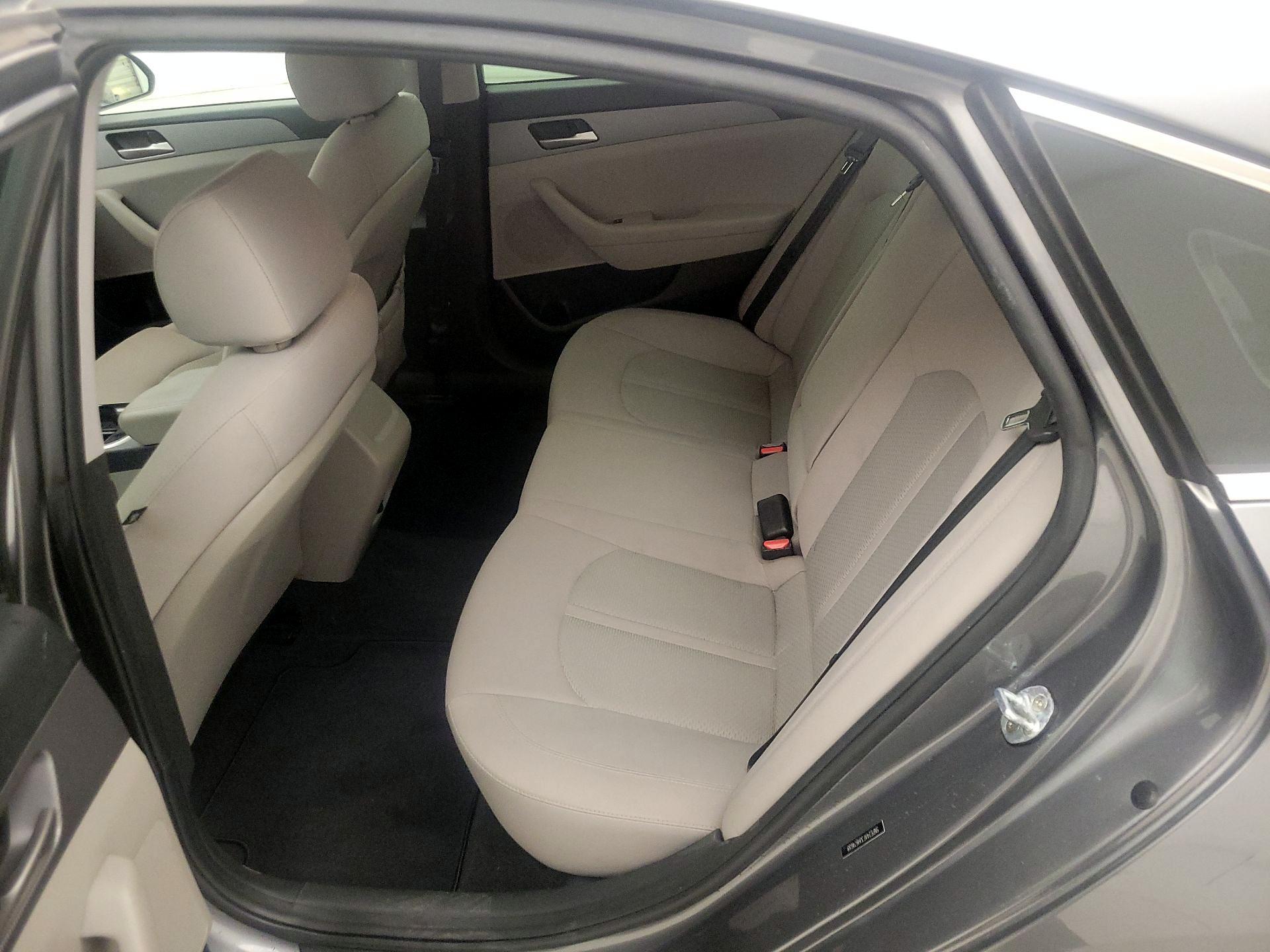 Thumbnail: 2018 Hyundai Sonata - 19