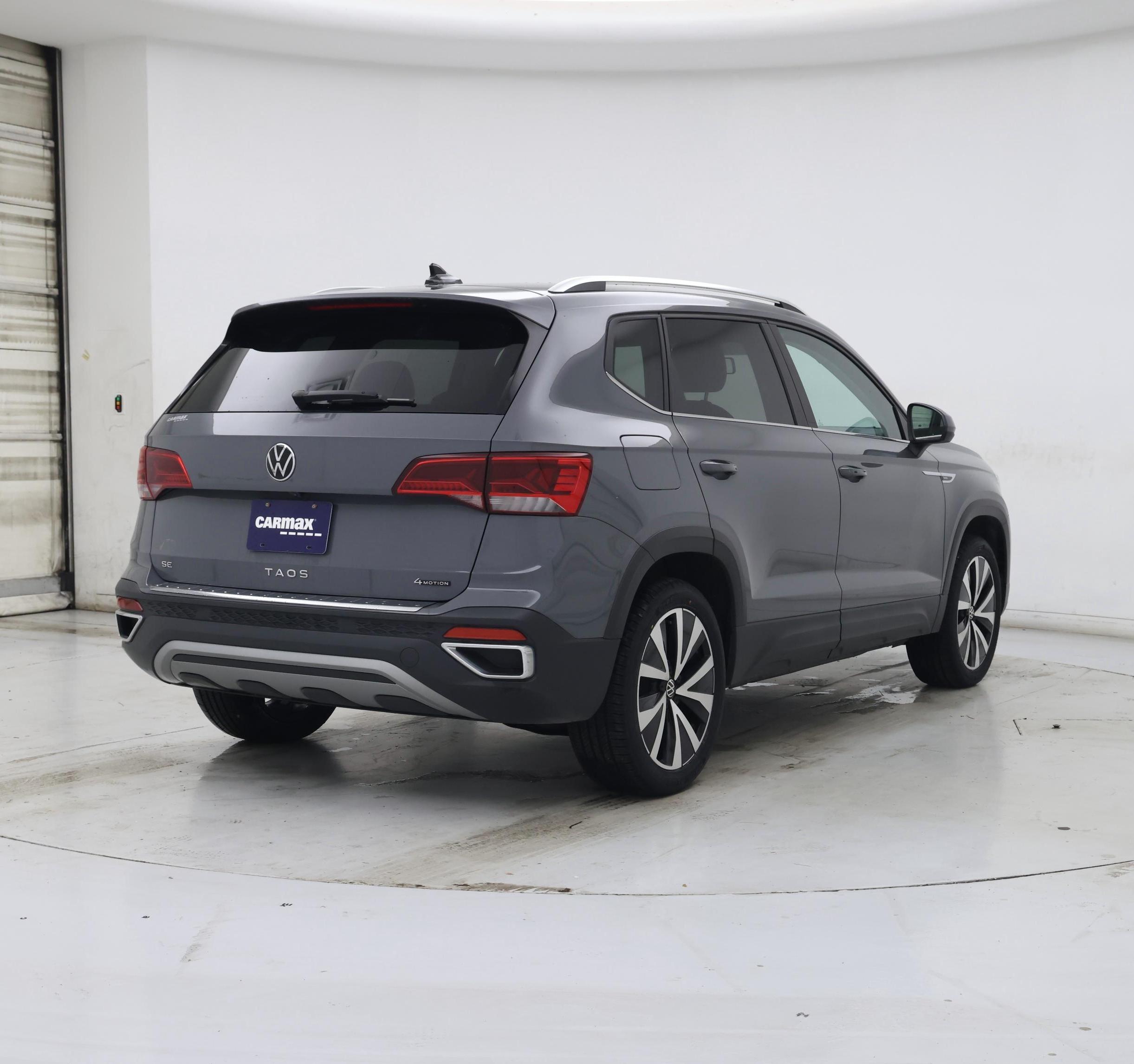 Thumbnail: 2022 Volkswagen Taos - 8