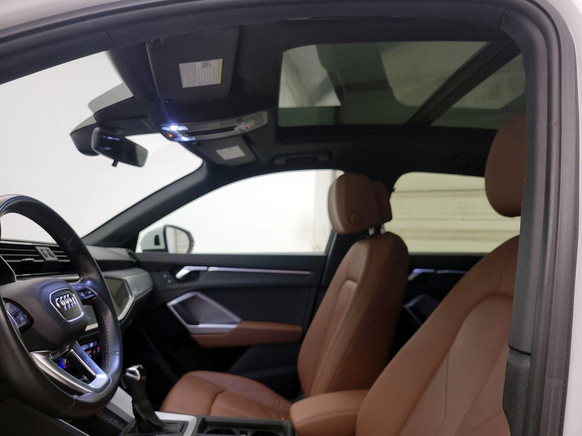 Thumbnail: 2020 Audi Q3 - 19