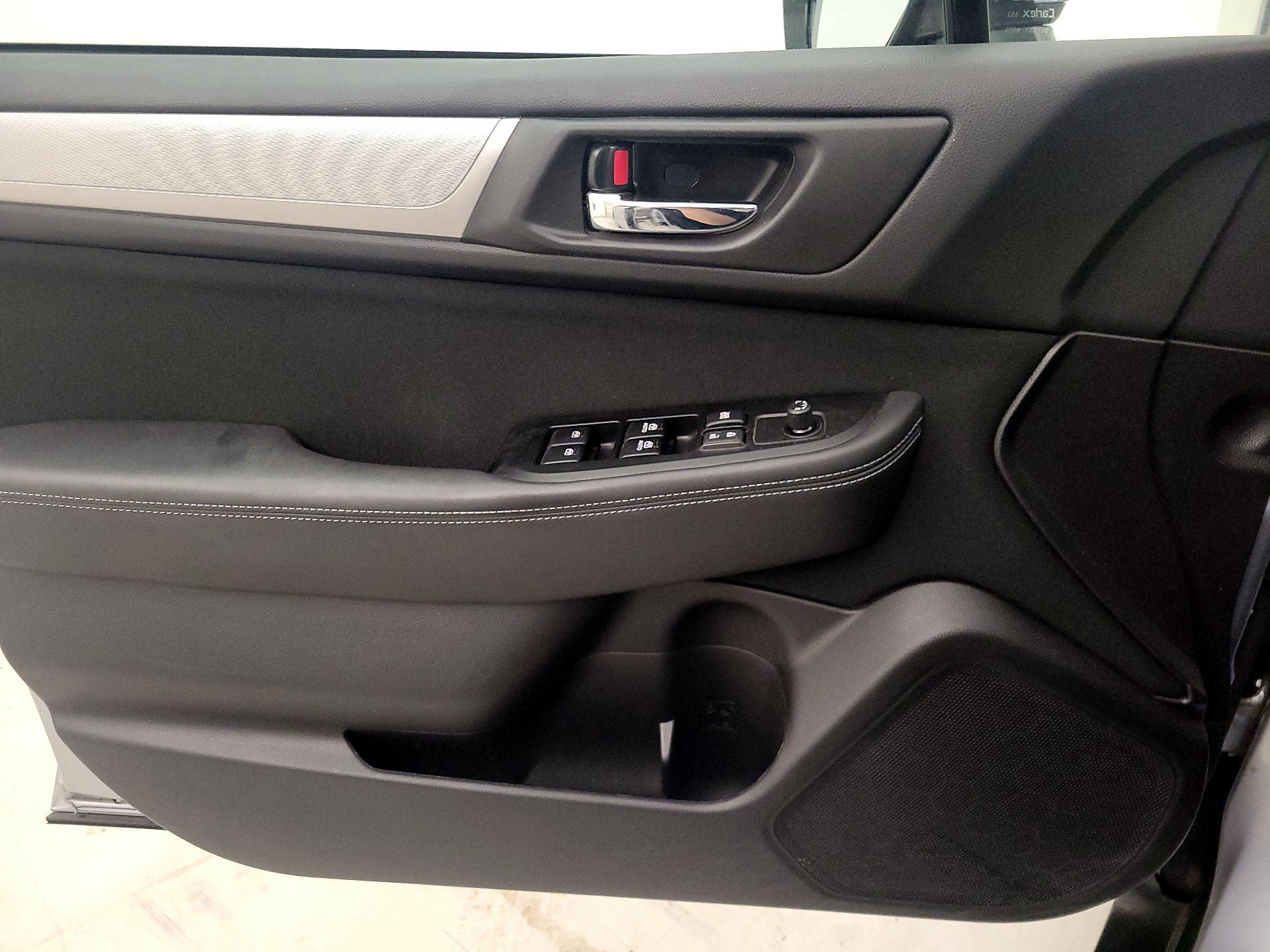 Thumbnail: 2017 Subaru Outback - 12