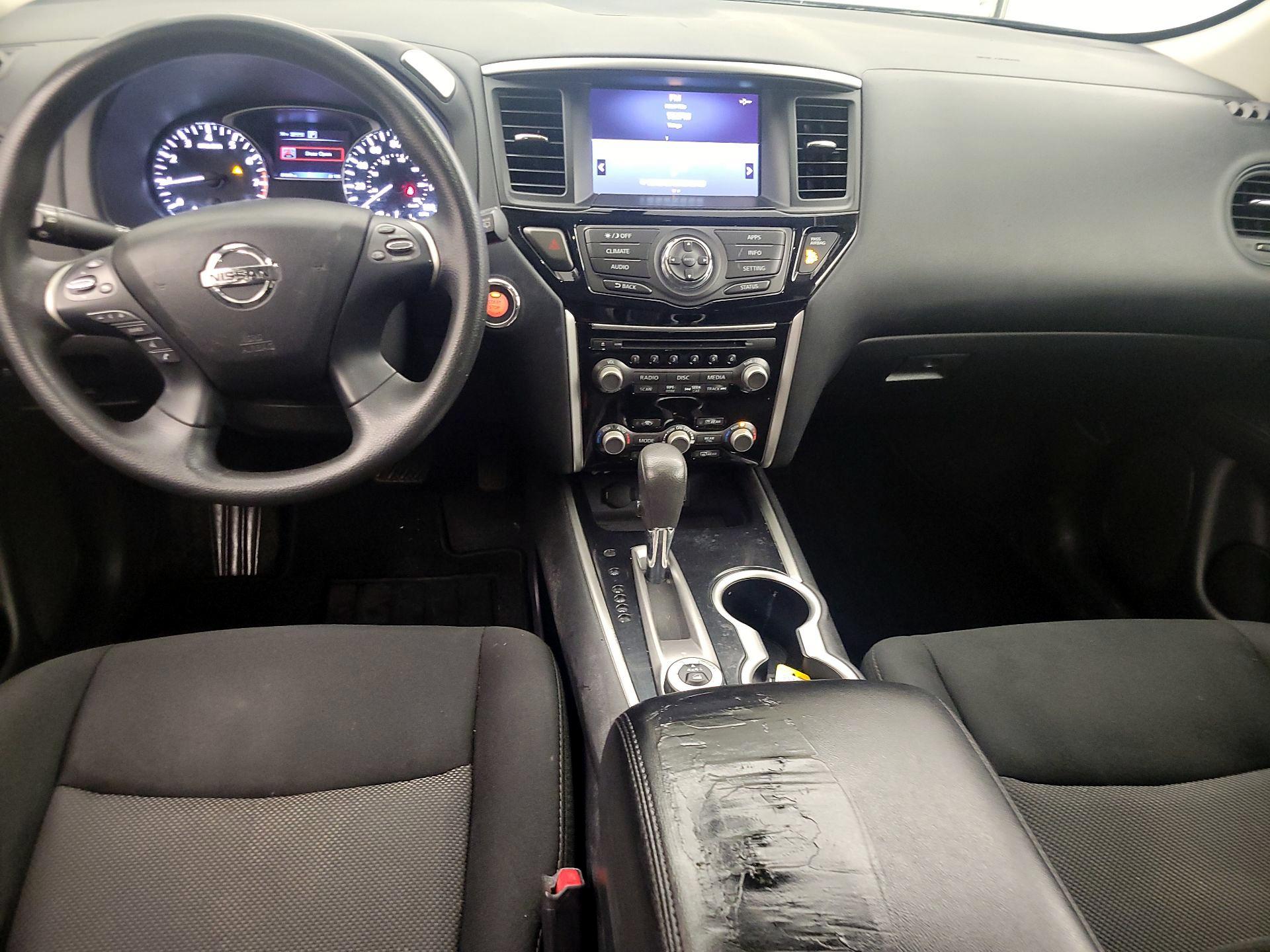 Thumbnail: 2020 Nissan Pathfinder - 9