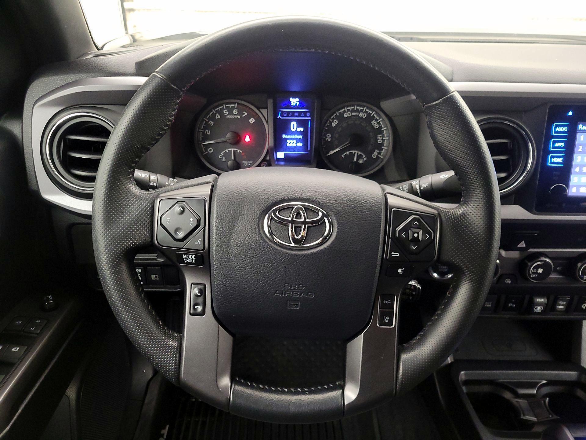 Thumbnail: 2019 Toyota Tacoma - 10