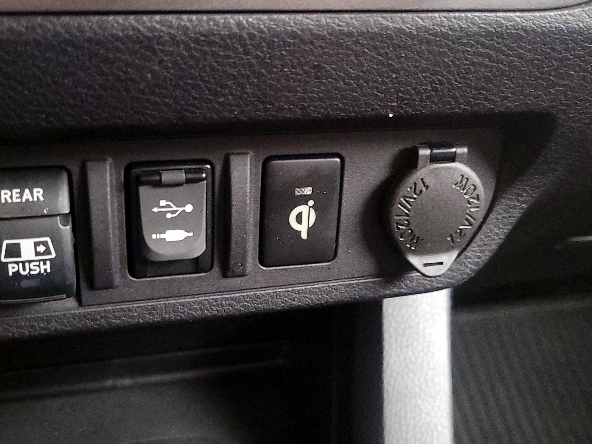 Thumbnail: 2019 Toyota Tacoma - 18