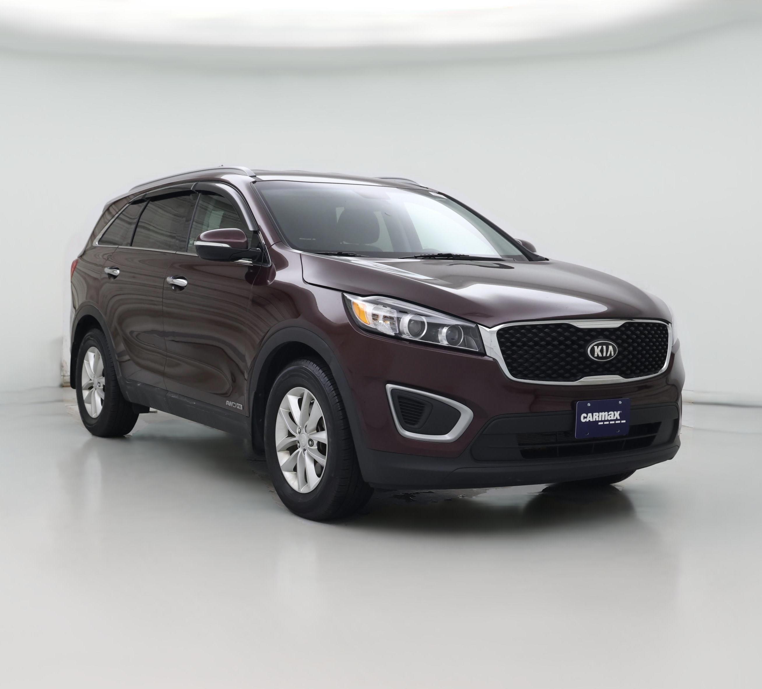 Thumbnail: 2016 Kia Sorento - 1