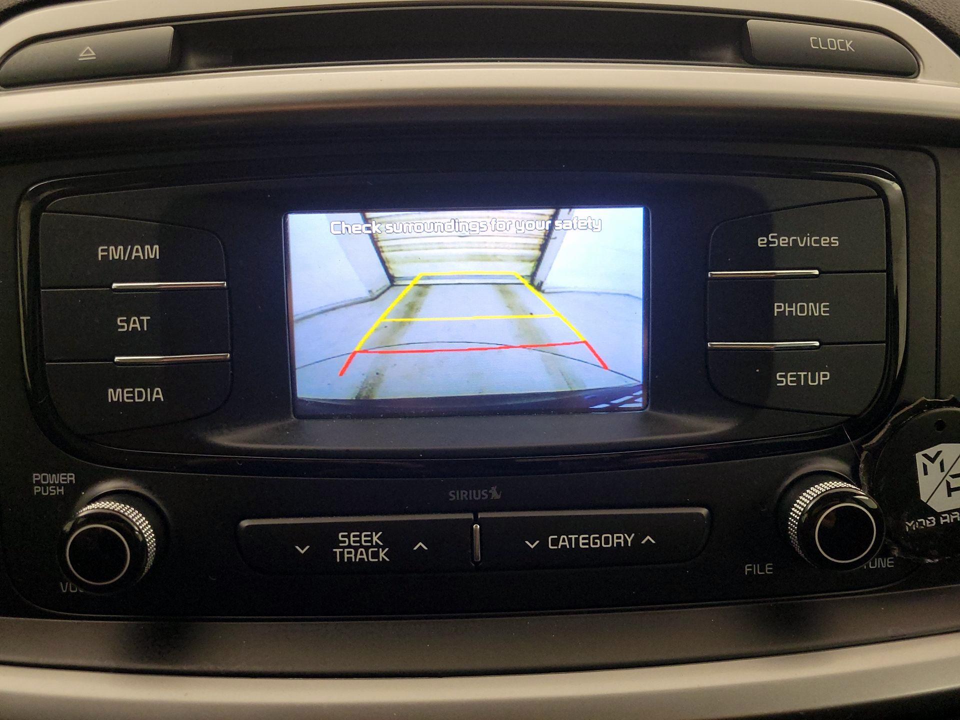 Thumbnail: 2016 Kia Sorento - 14