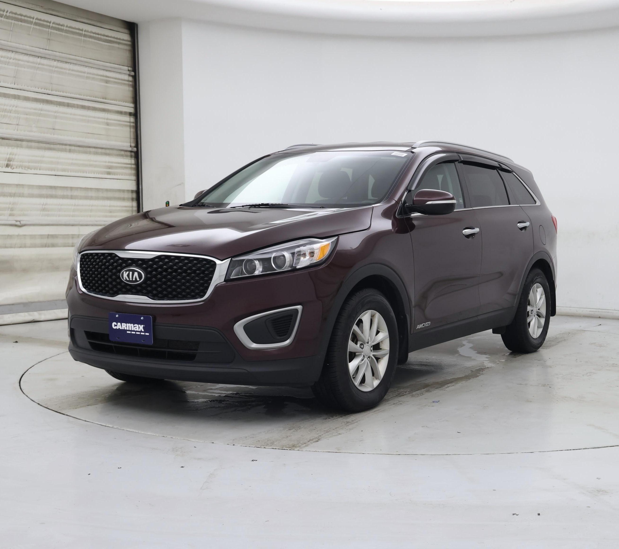 Thumbnail: 2016 Kia Sorento - 4