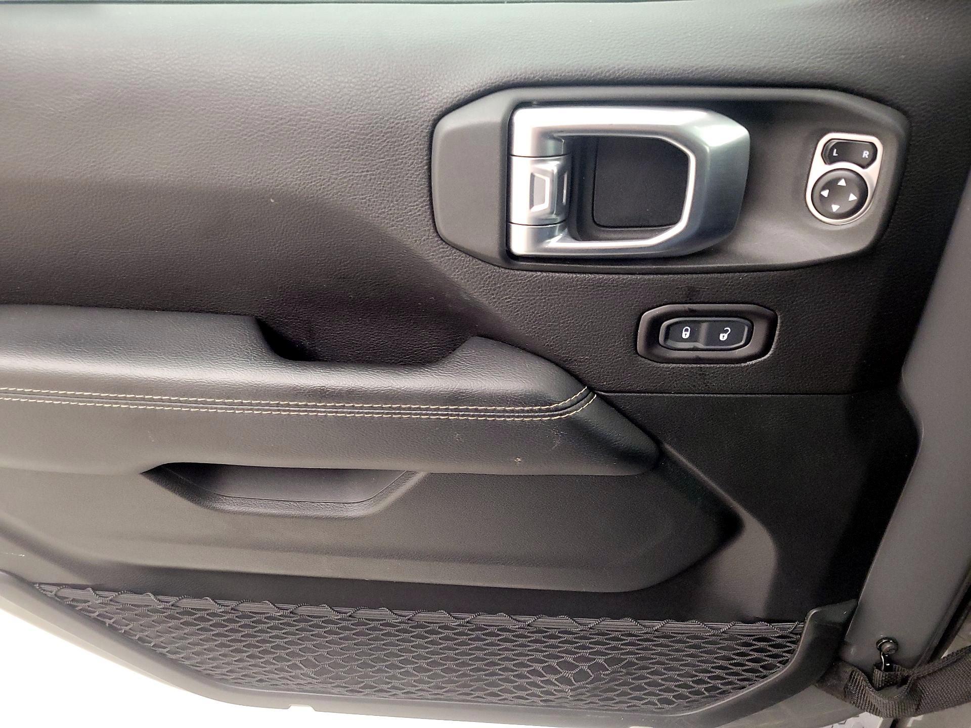 Thumbnail: 2020 Jeep Wrangler - 12