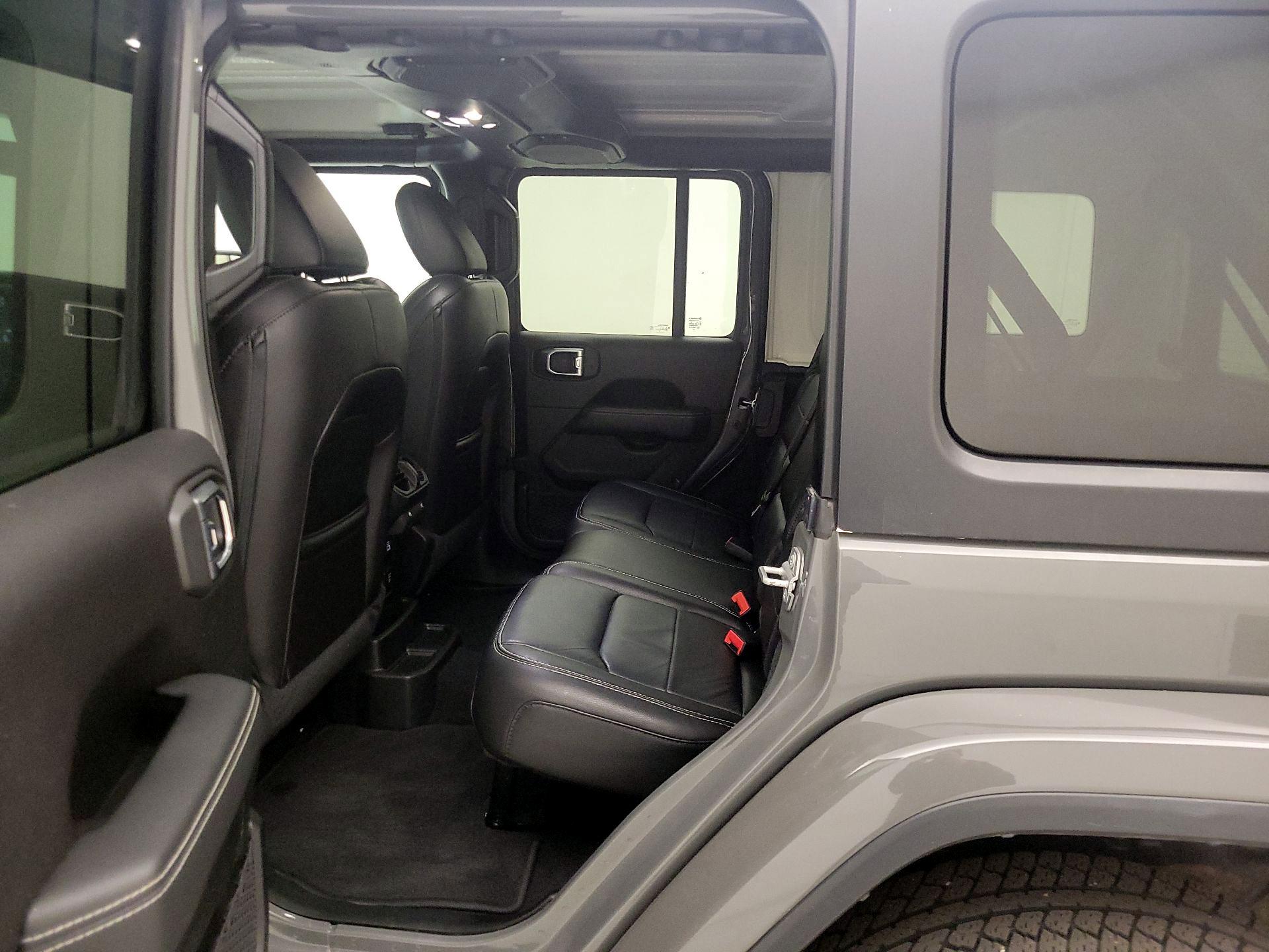 Thumbnail: 2020 Jeep Wrangler - 19