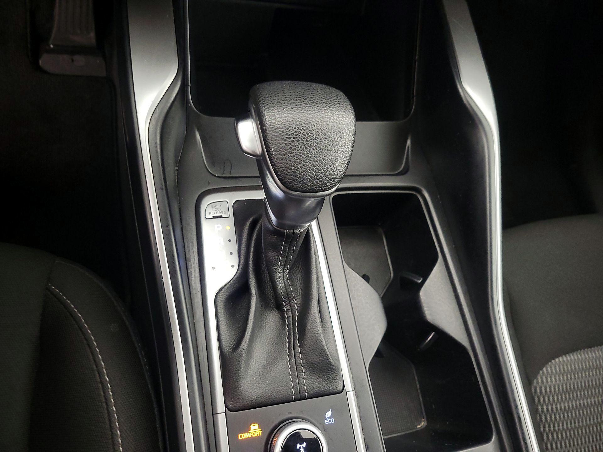 Thumbnail: 2021 Kia Sorento - 17