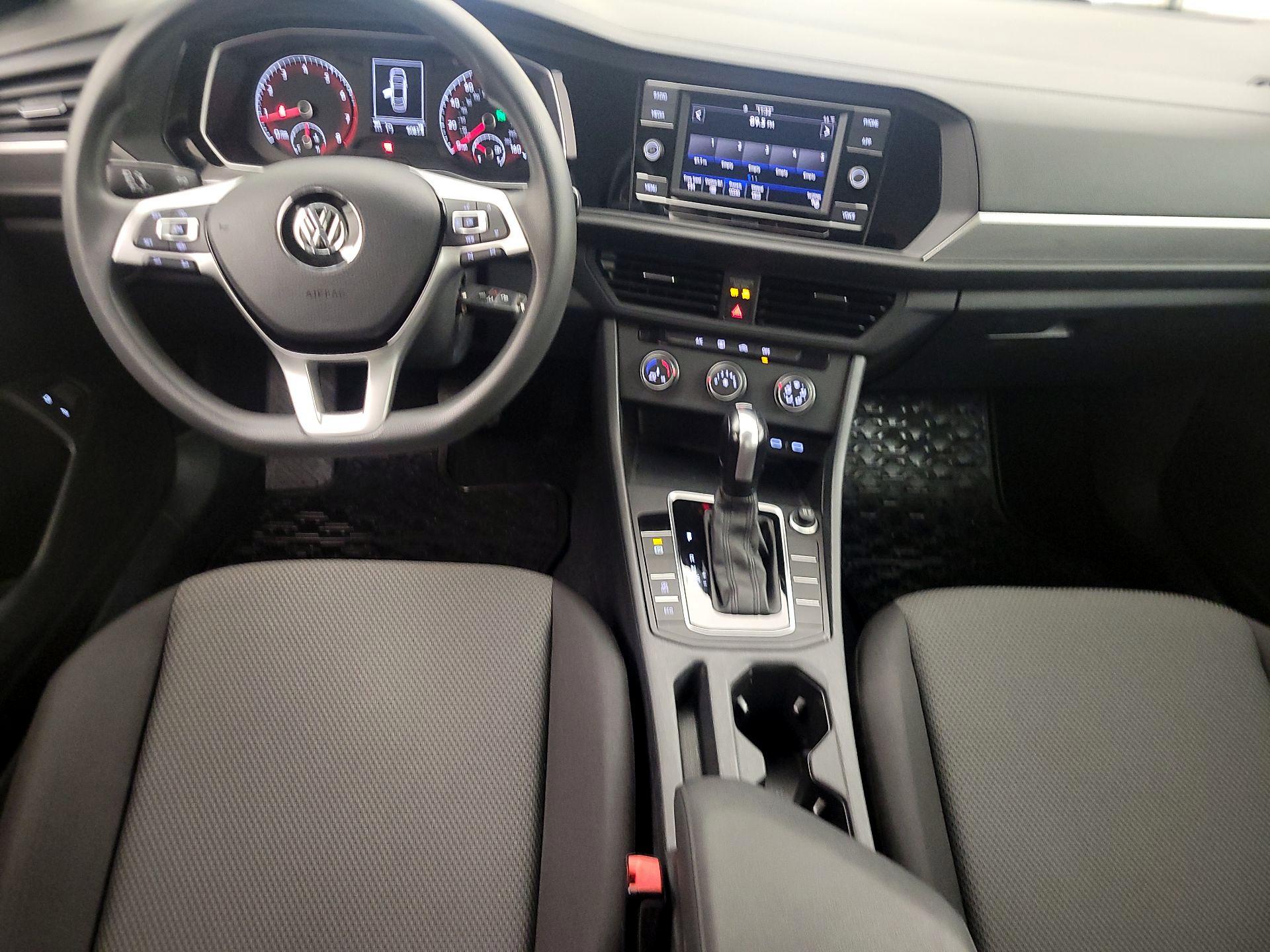 Thumbnail: 2020 Volkswagen Jetta - 9