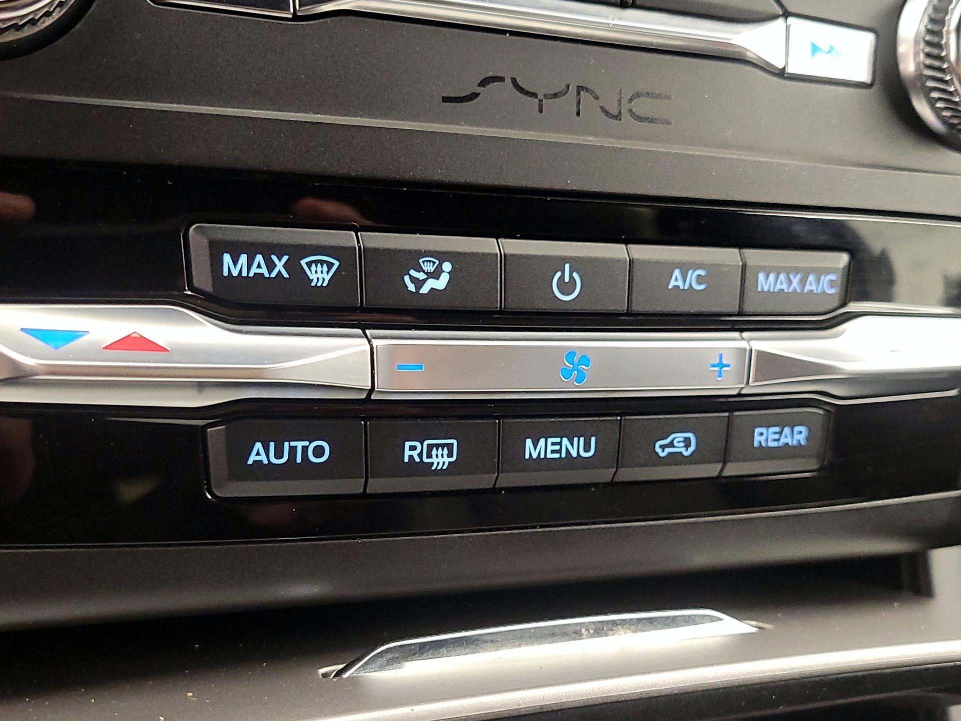 Thumbnail: 2020 Ford Explorer - 16