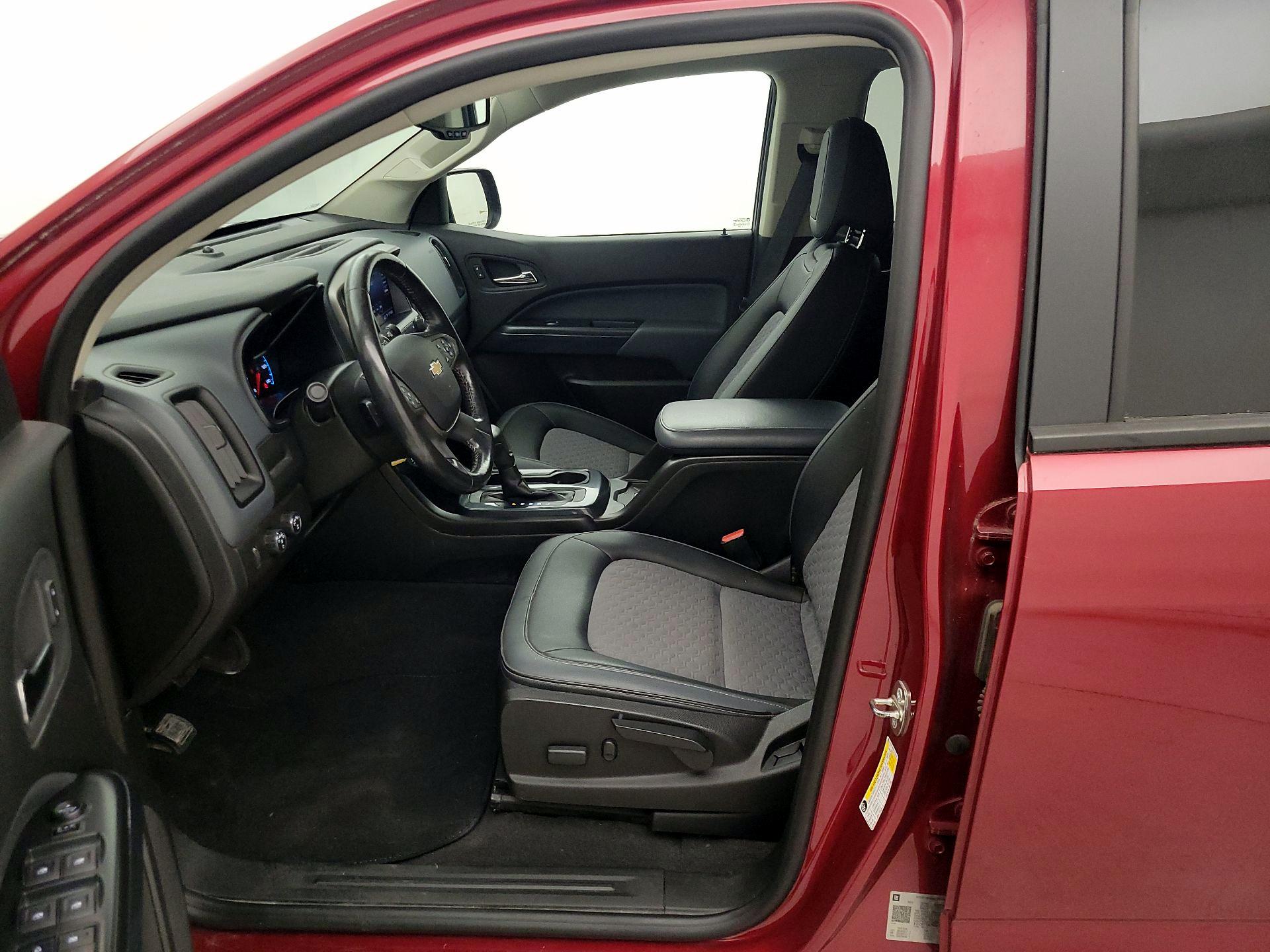 Thumbnail: 2019 Chevrolet Colorado - 11