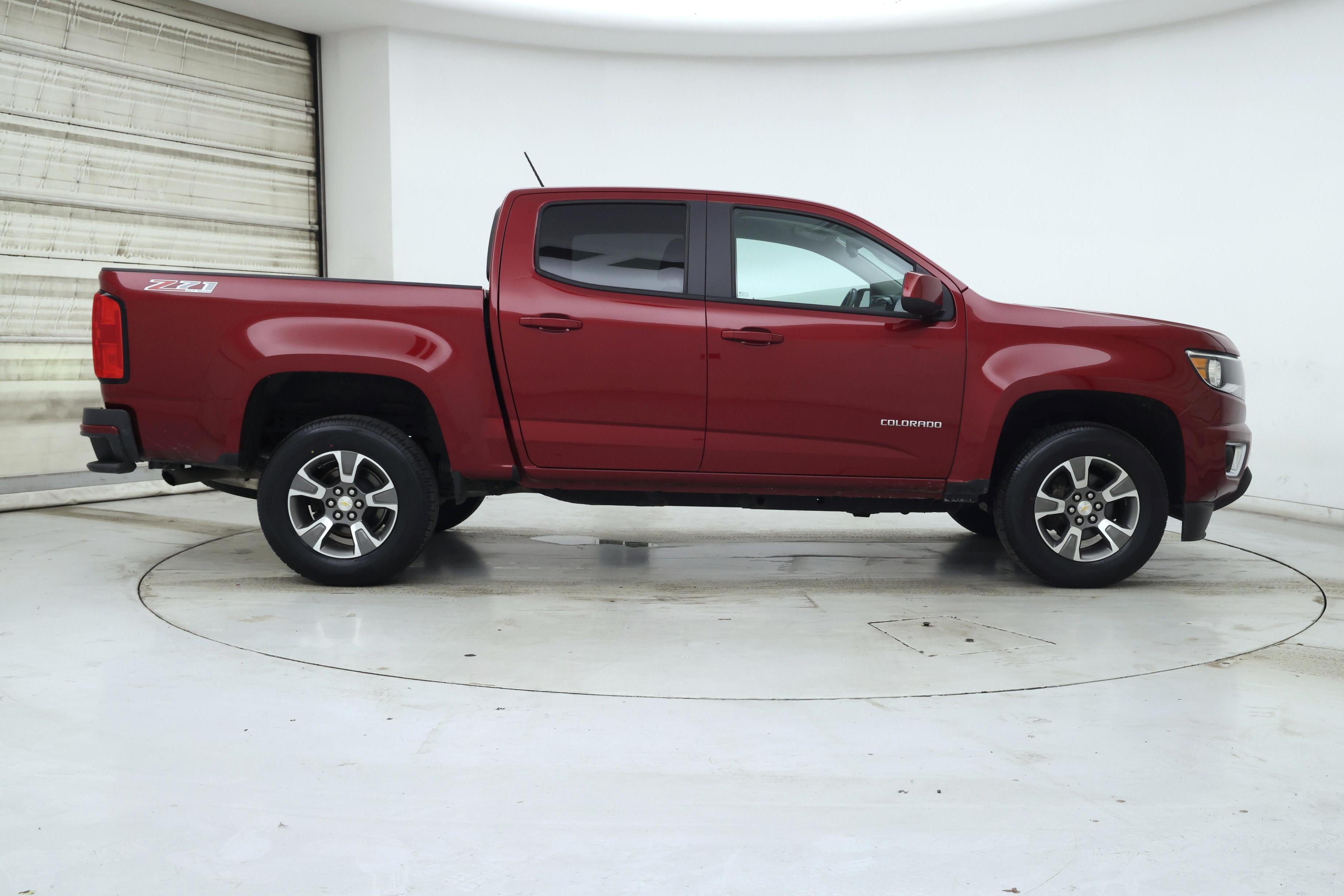 Thumbnail: 2019 Chevrolet Colorado - 7